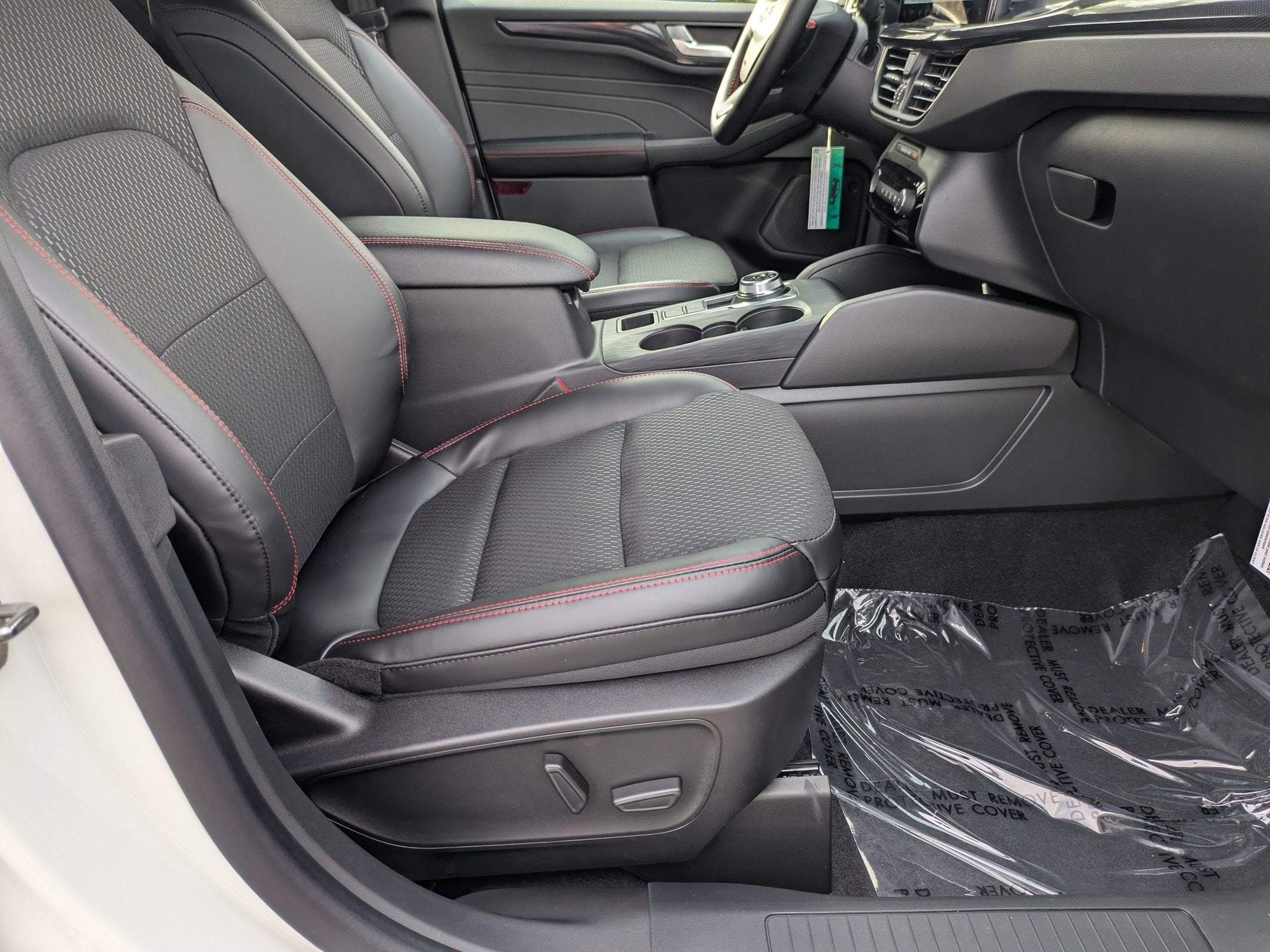 2026 Ford Escape ST-Line Elite