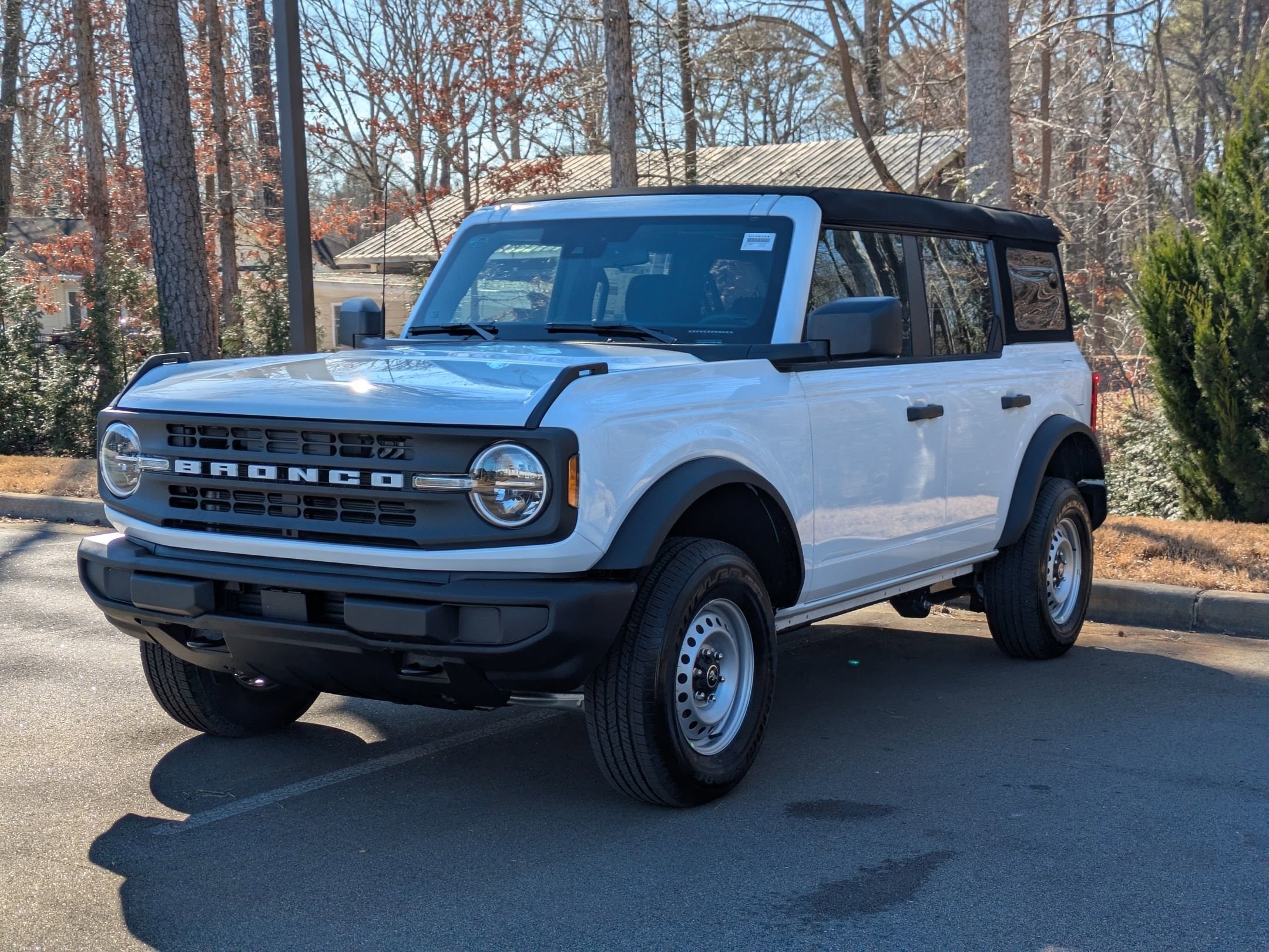 2025 Ford Bronco Base