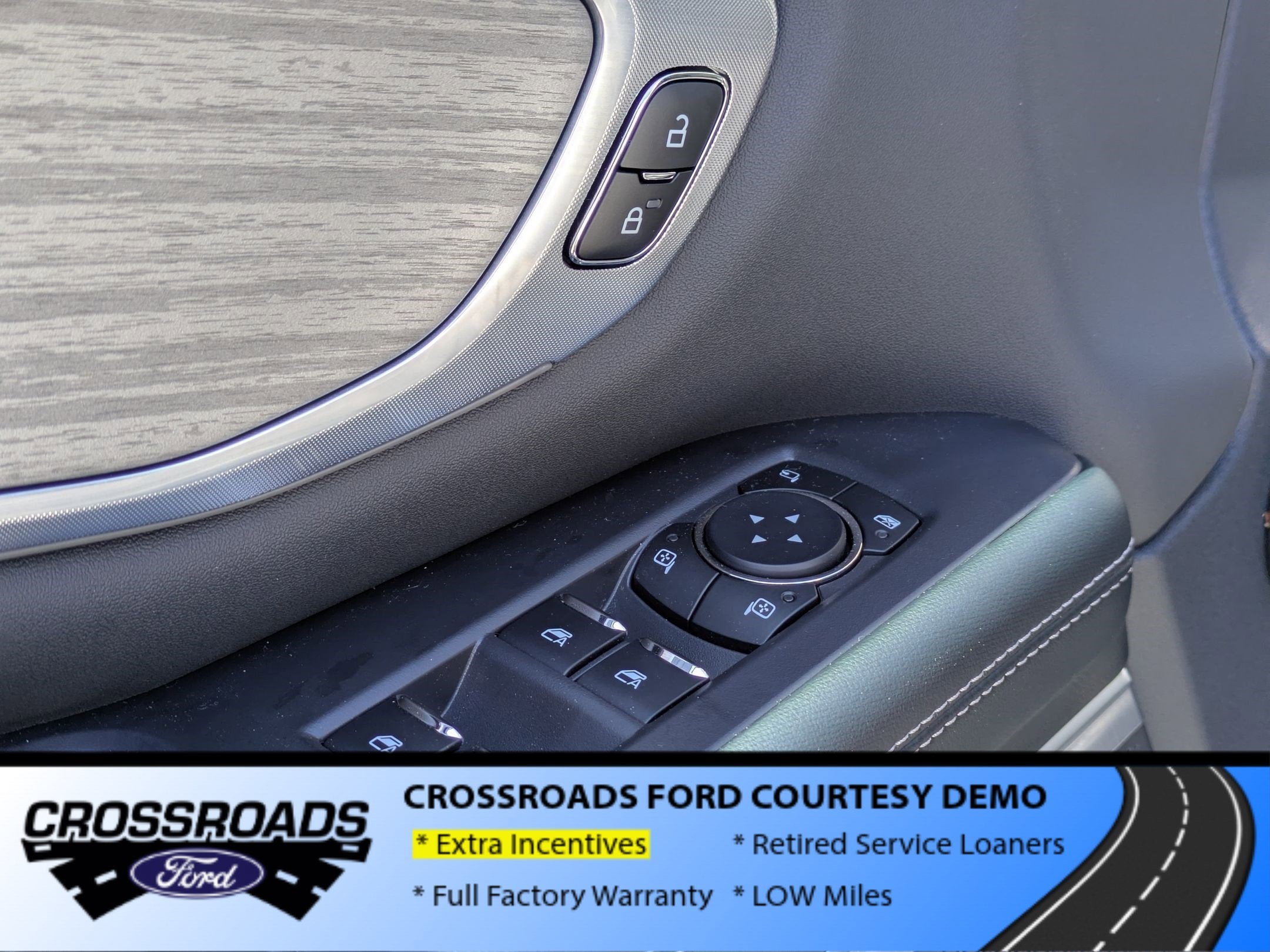 2025 Ford Expedition Platinum - Crossroads Courtesy Demo
