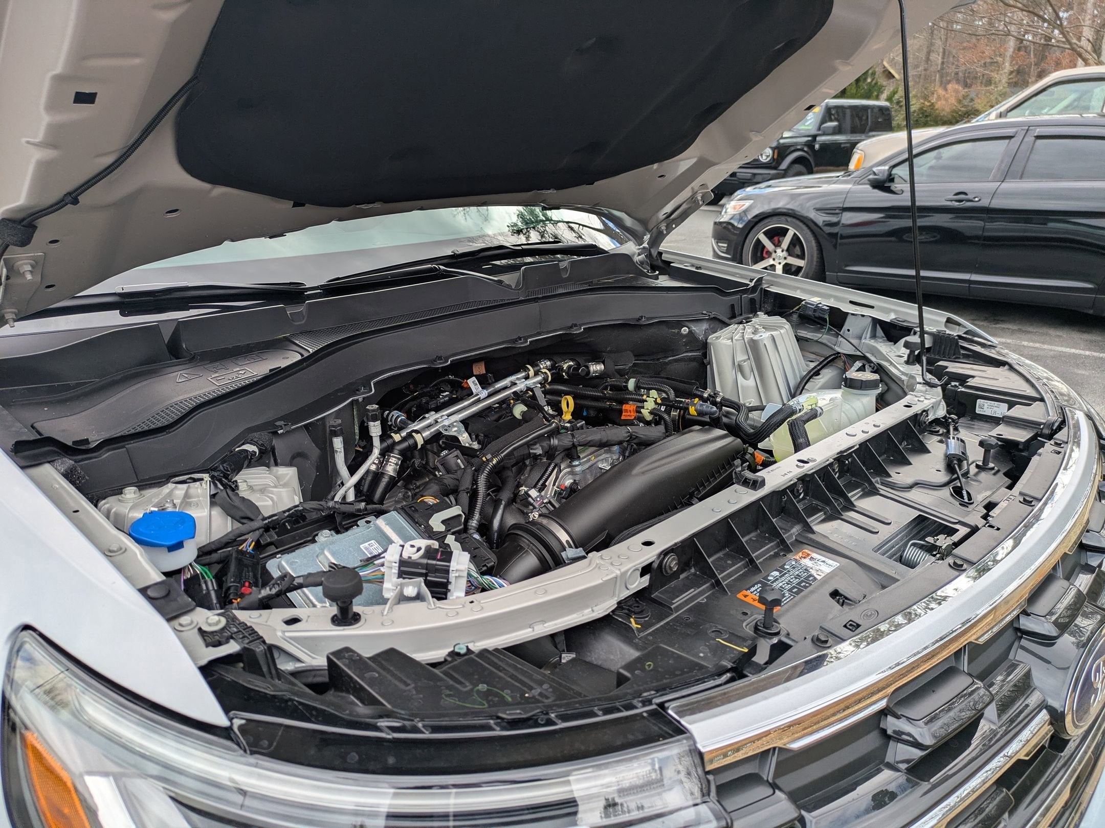 2026 Ford Explorer Active w/200A Pkg