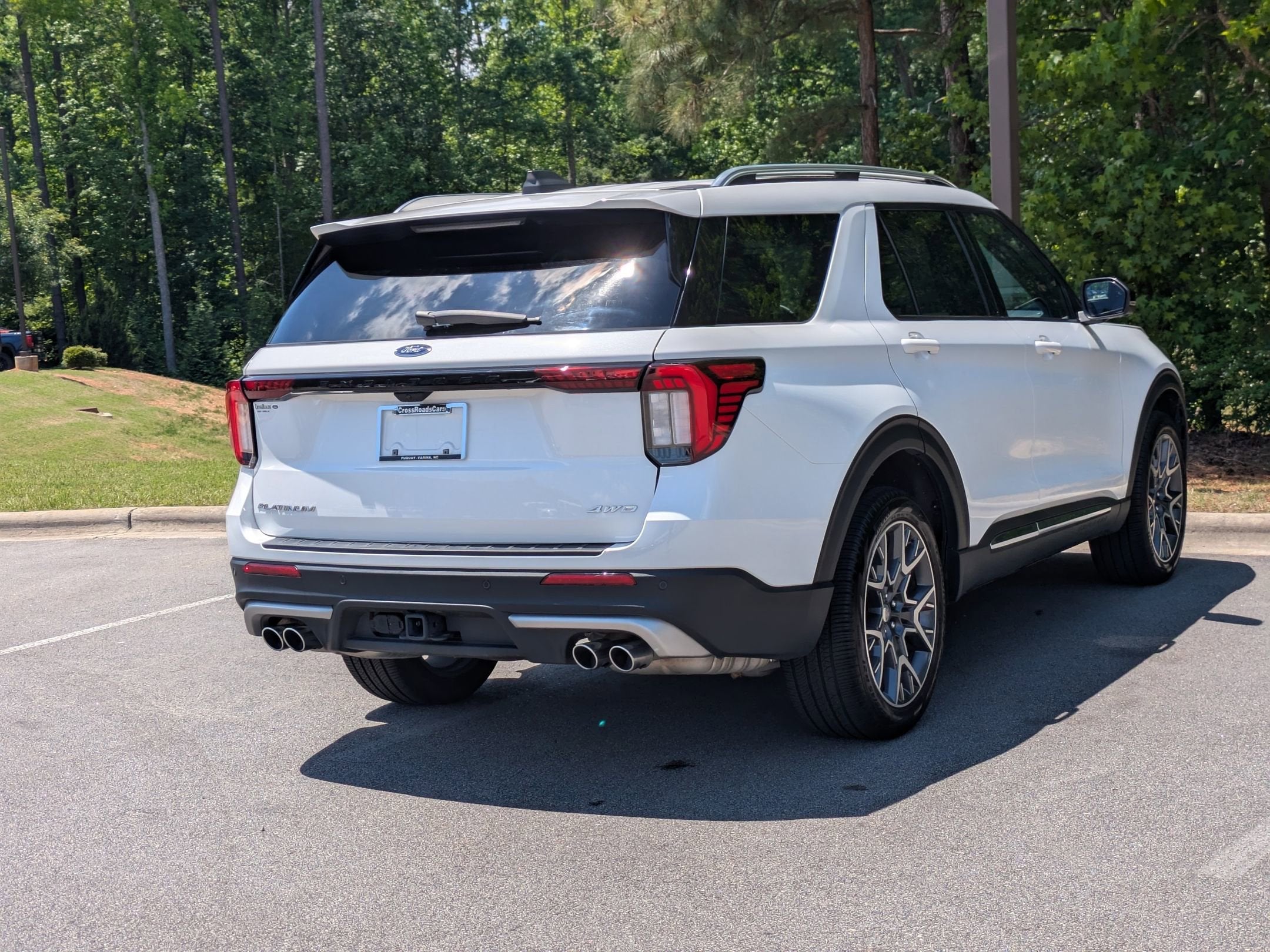 2025 Ford Explorer Platinum