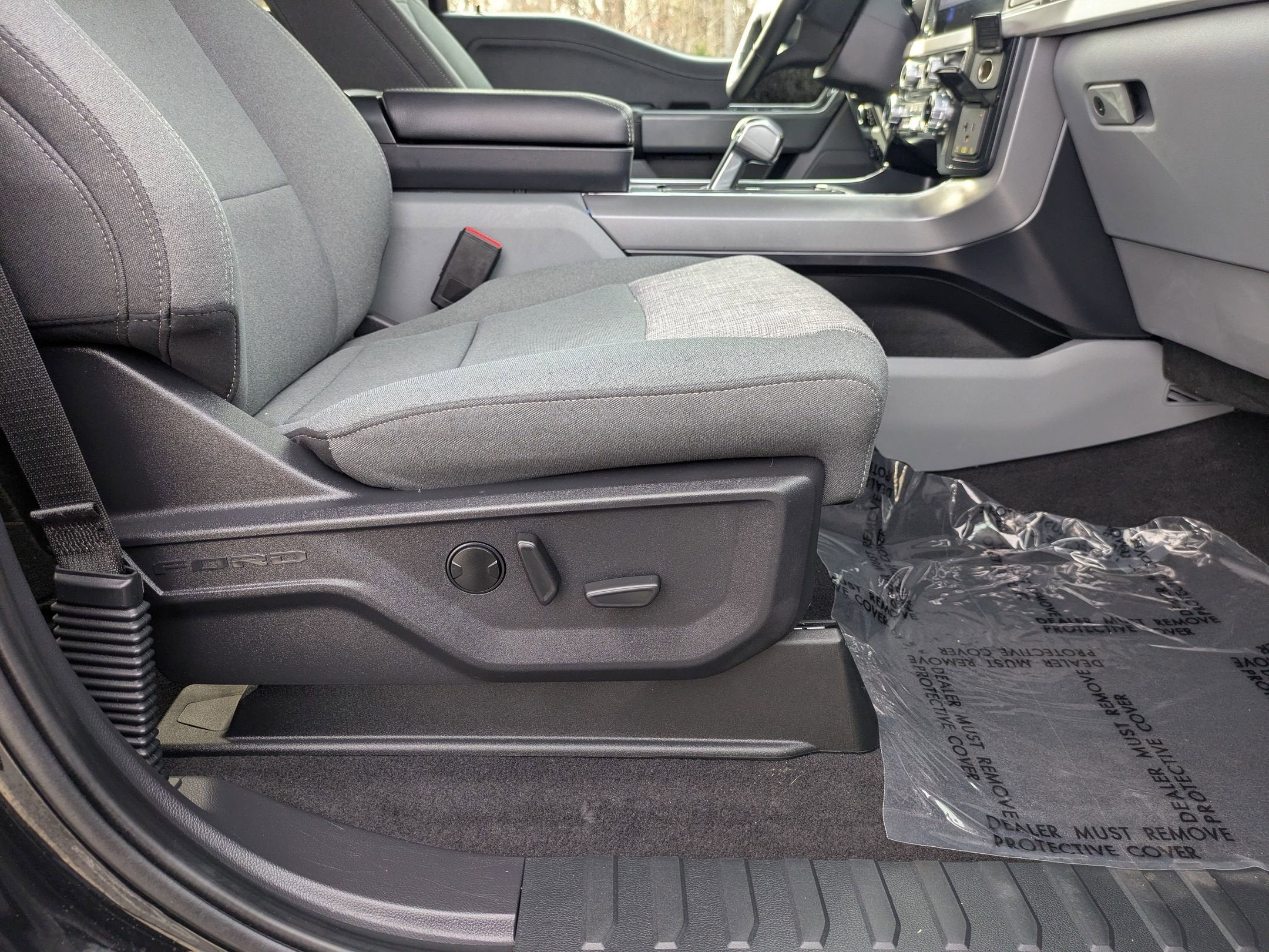 2023 Ford F-150 Lightning XLT