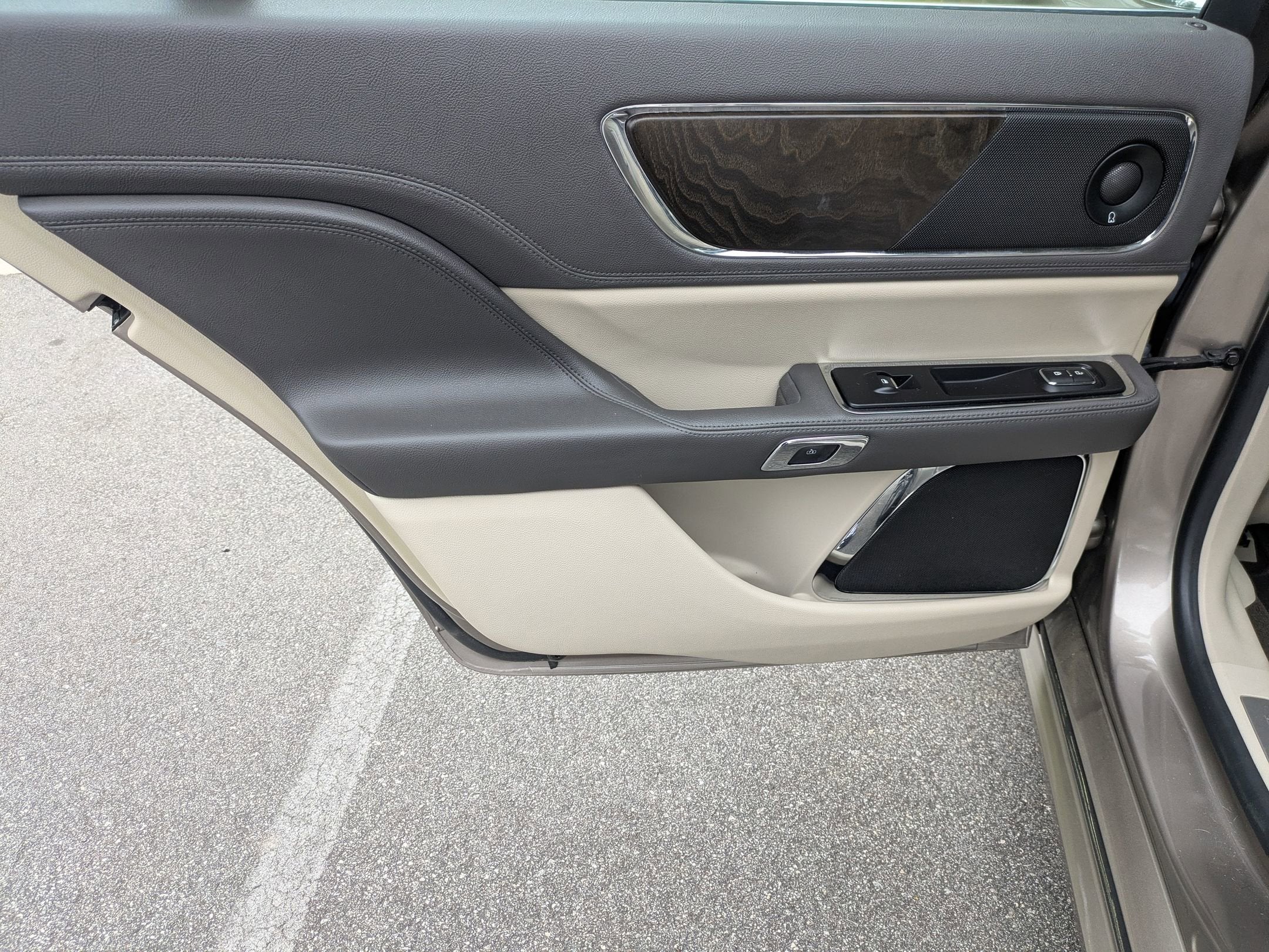 2019 Lincoln Continental Reserve