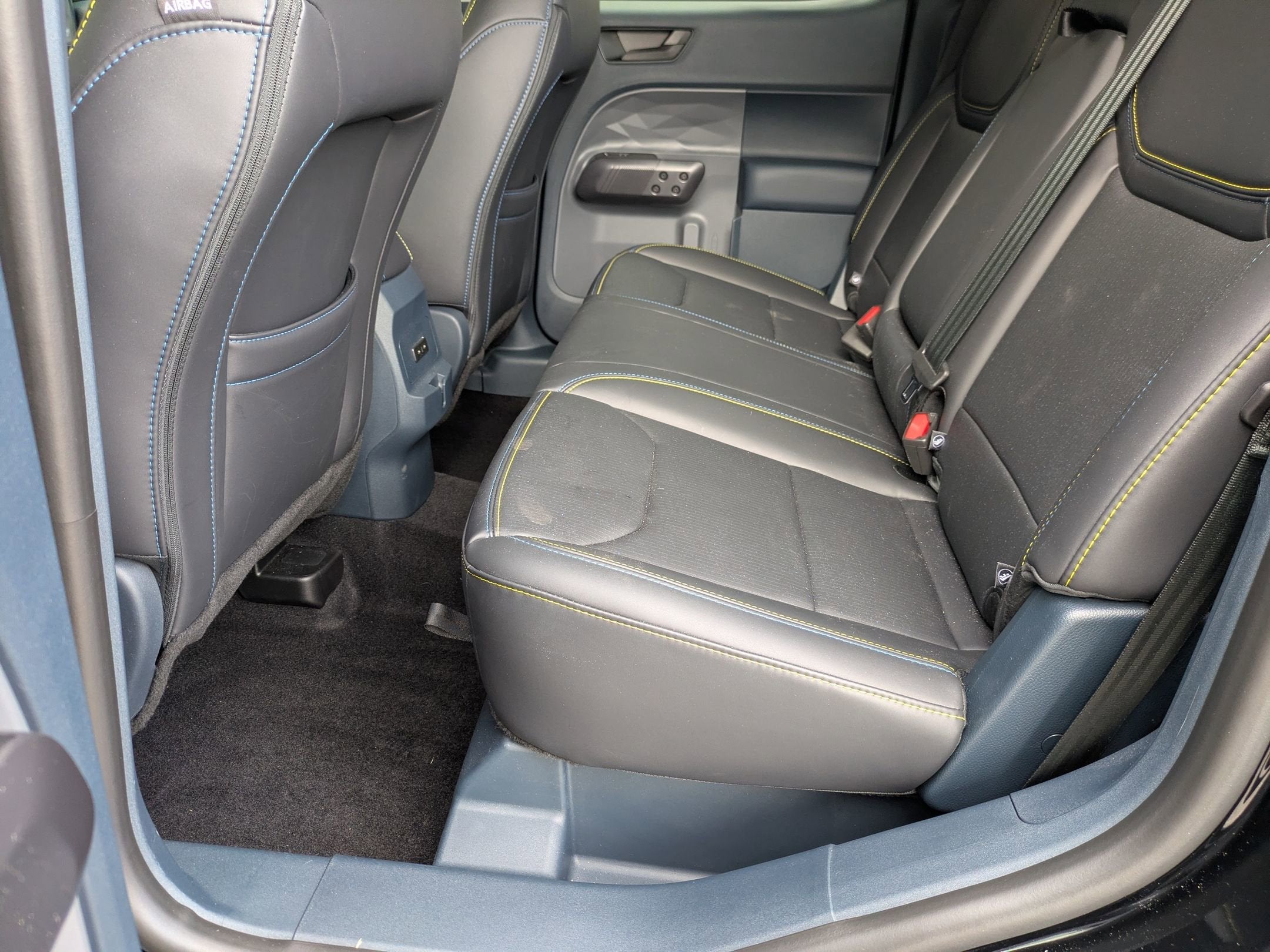 2025 Ford Maverick Lobo Standard