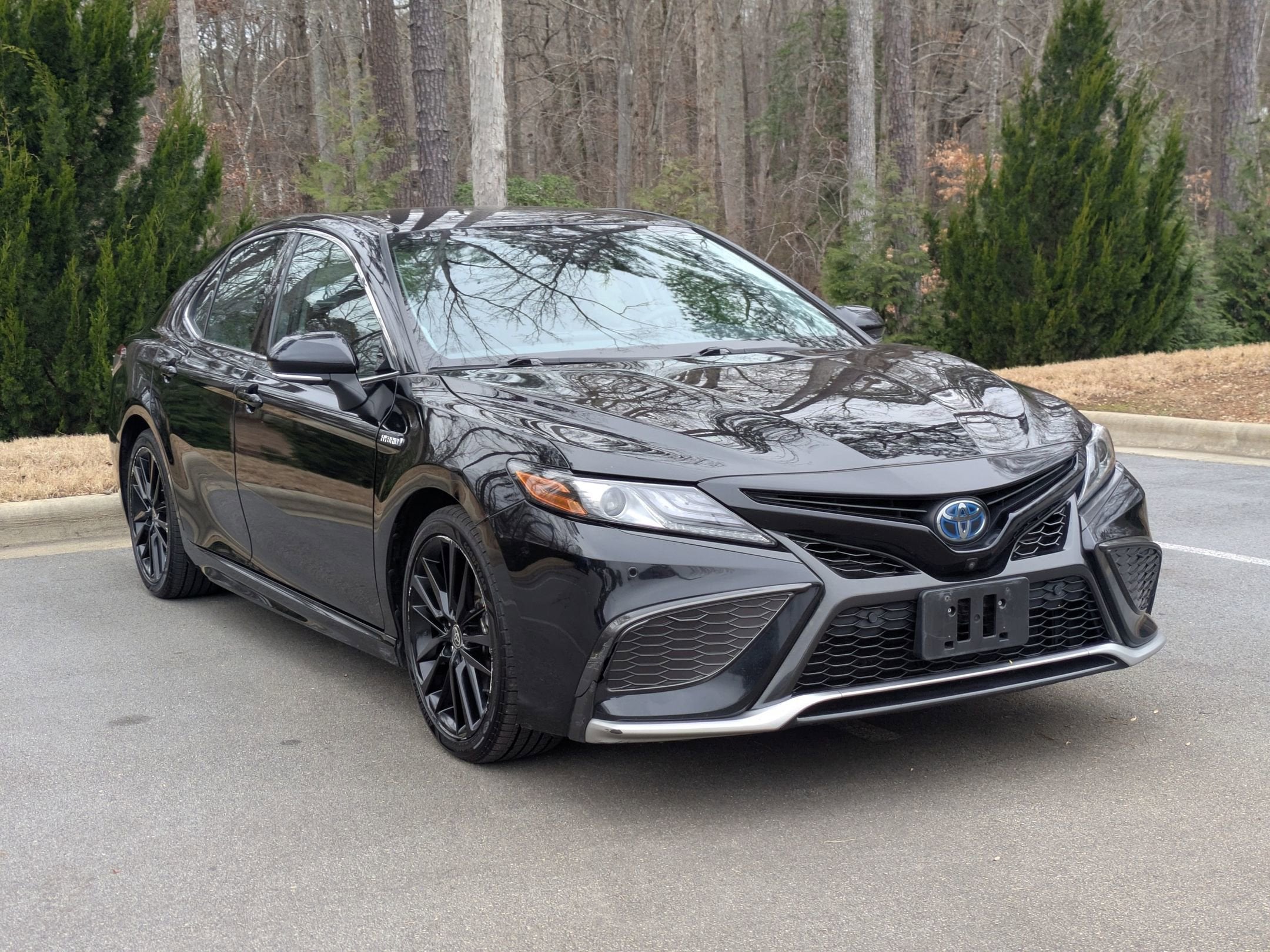 2021 Toyota Camry Hybrid XSE