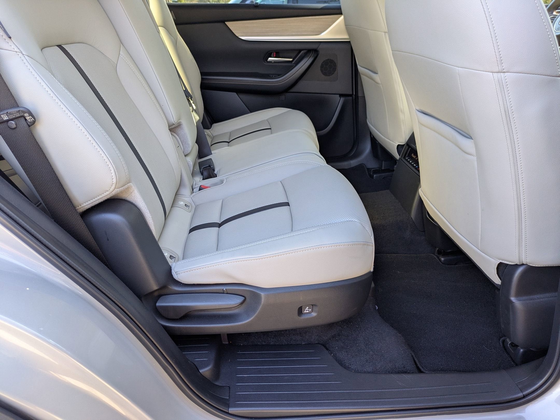 2025 Mazda Mazda CX-90 Preferred Package