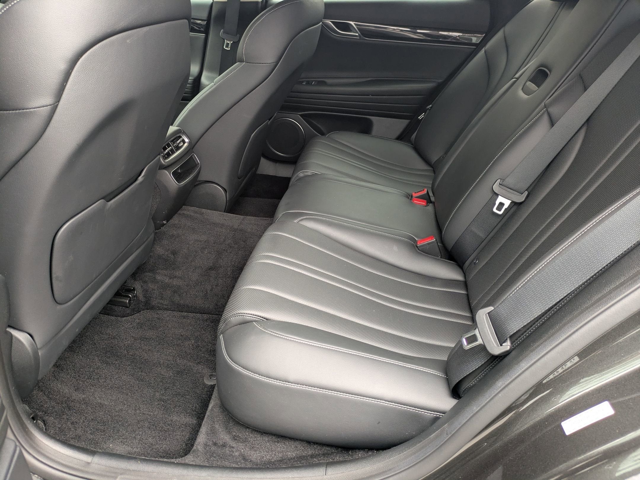 2023 Genesis G80 2.5T