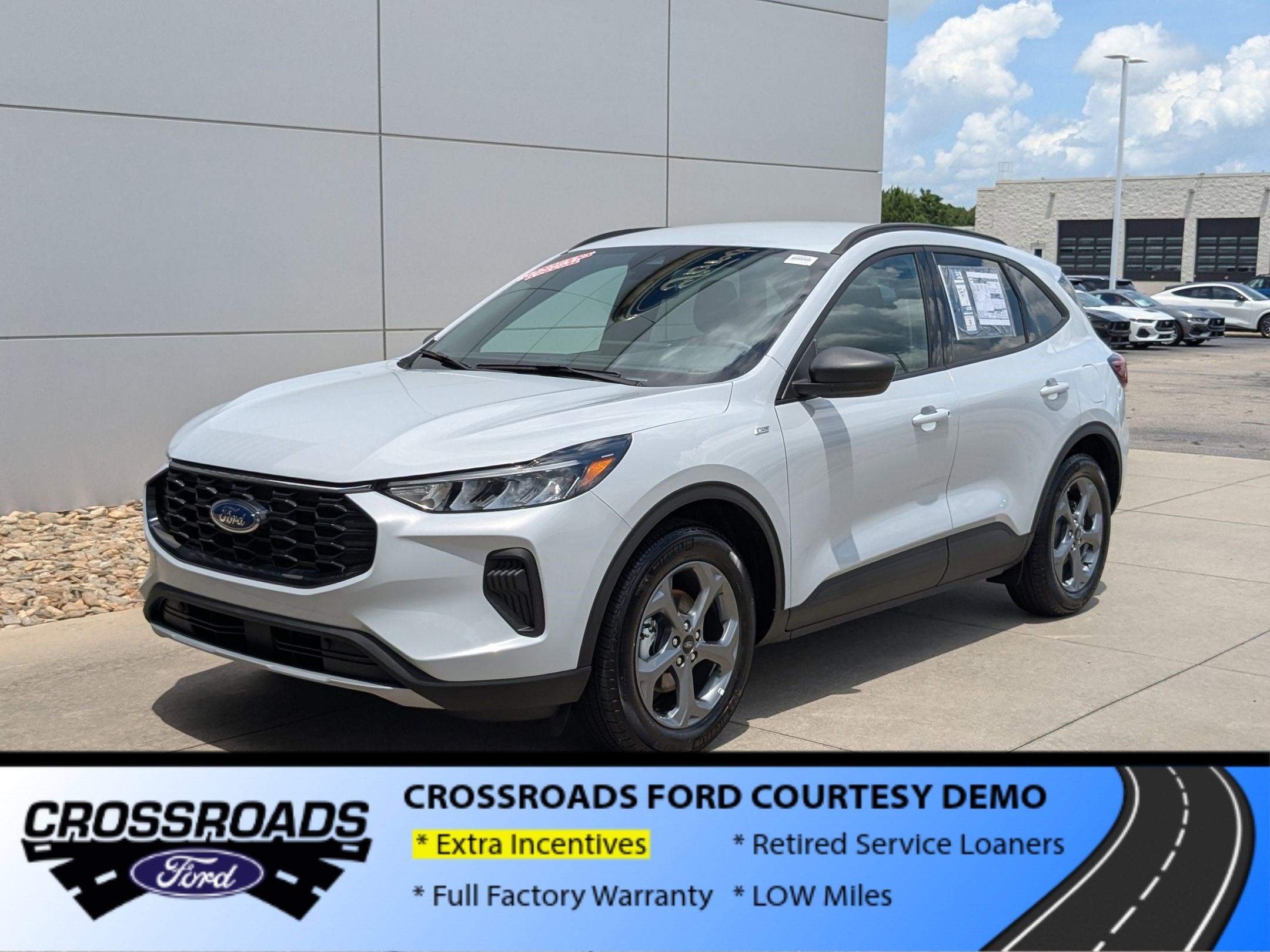 2025 Ford Escape ST-Line - Crossroads Courtesy Demo