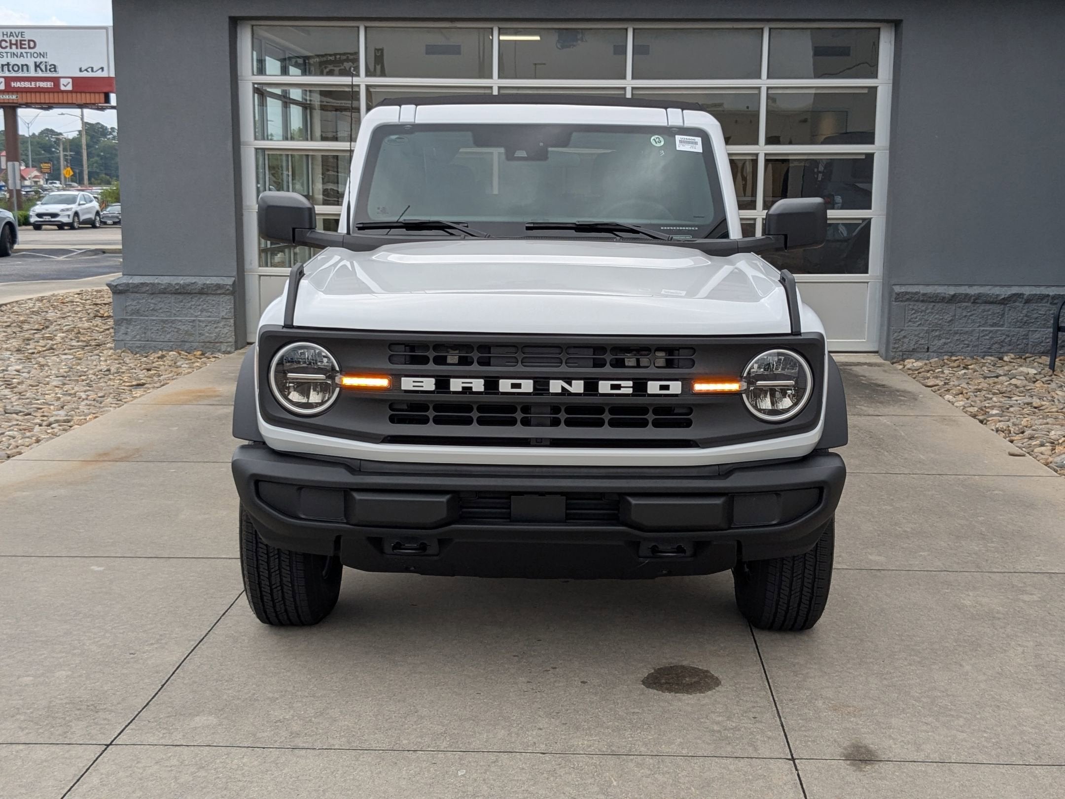 2025 Ford Bronco Base