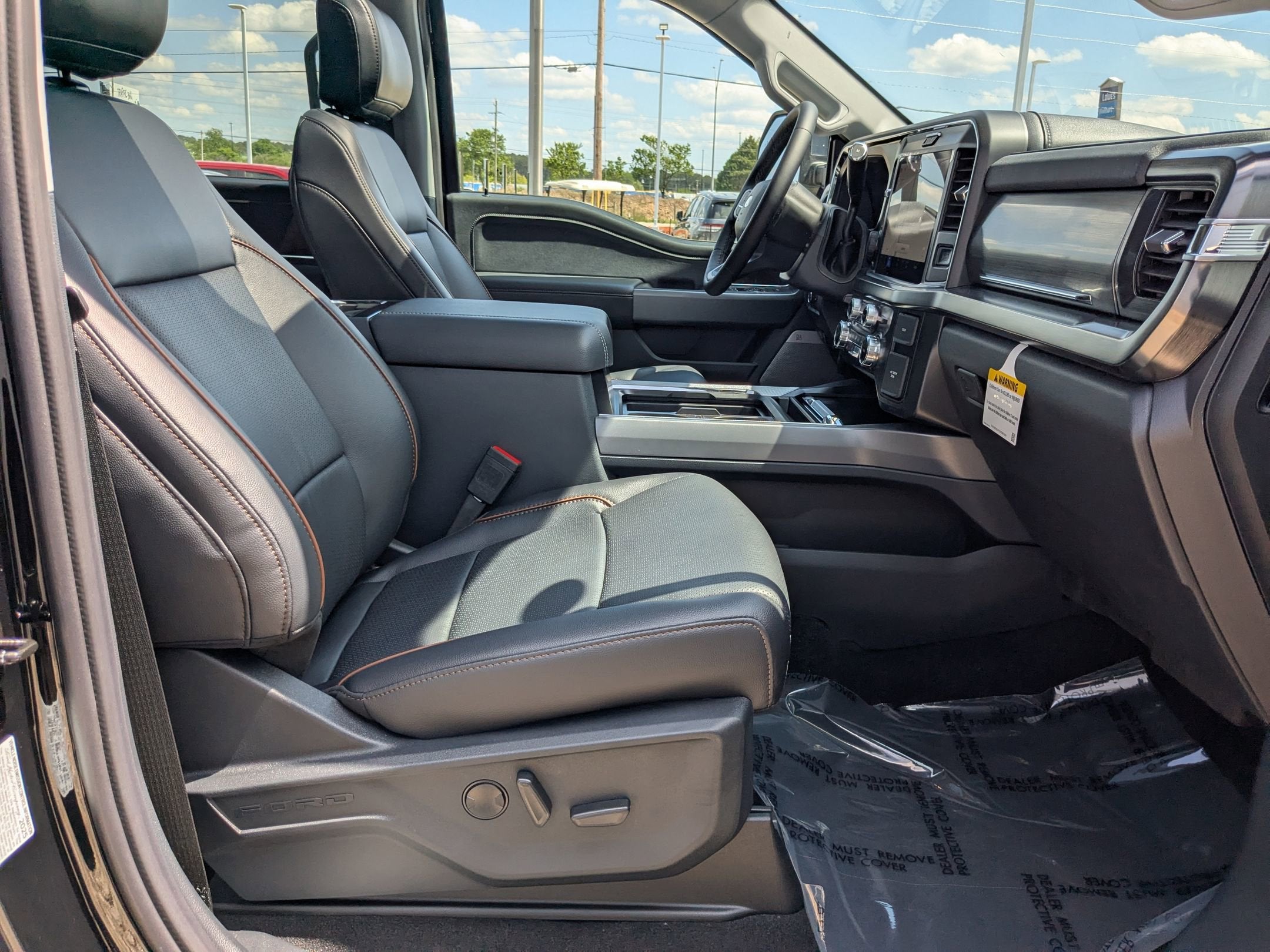 2025 Ford Super Duty F-350 SRW LARIAT