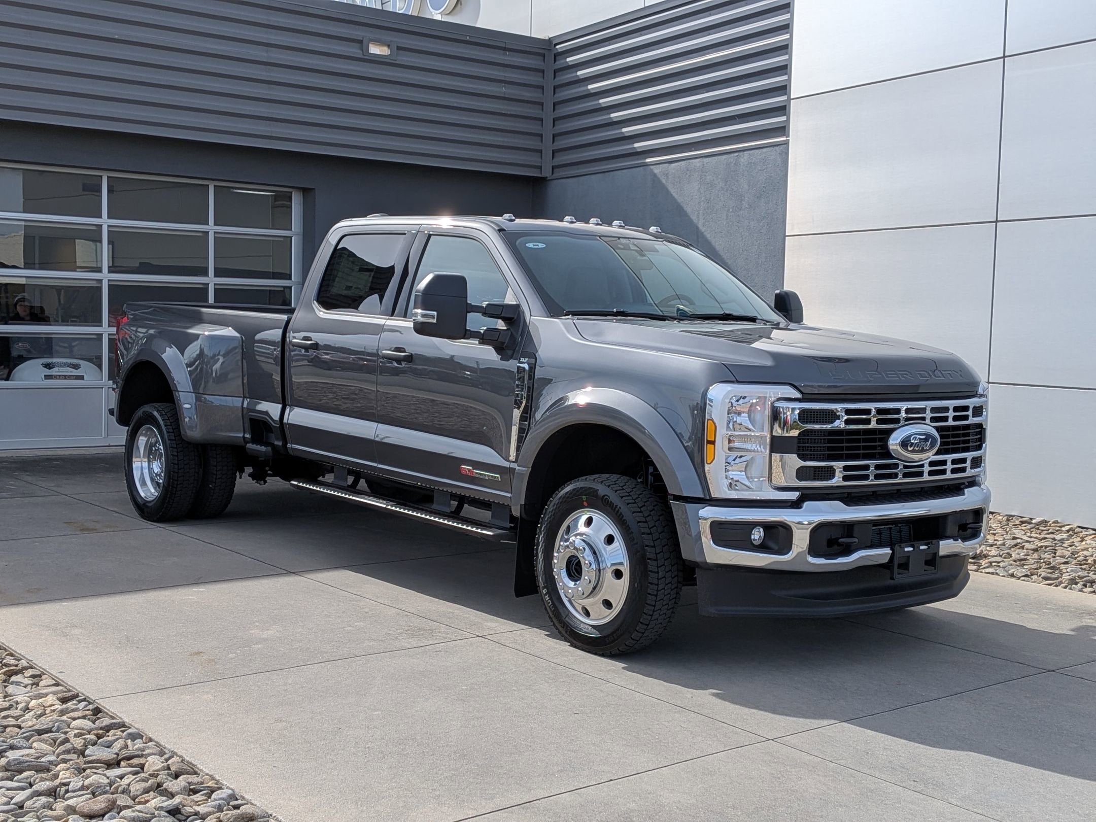2026 Ford Super Duty F-450 DRW XLT