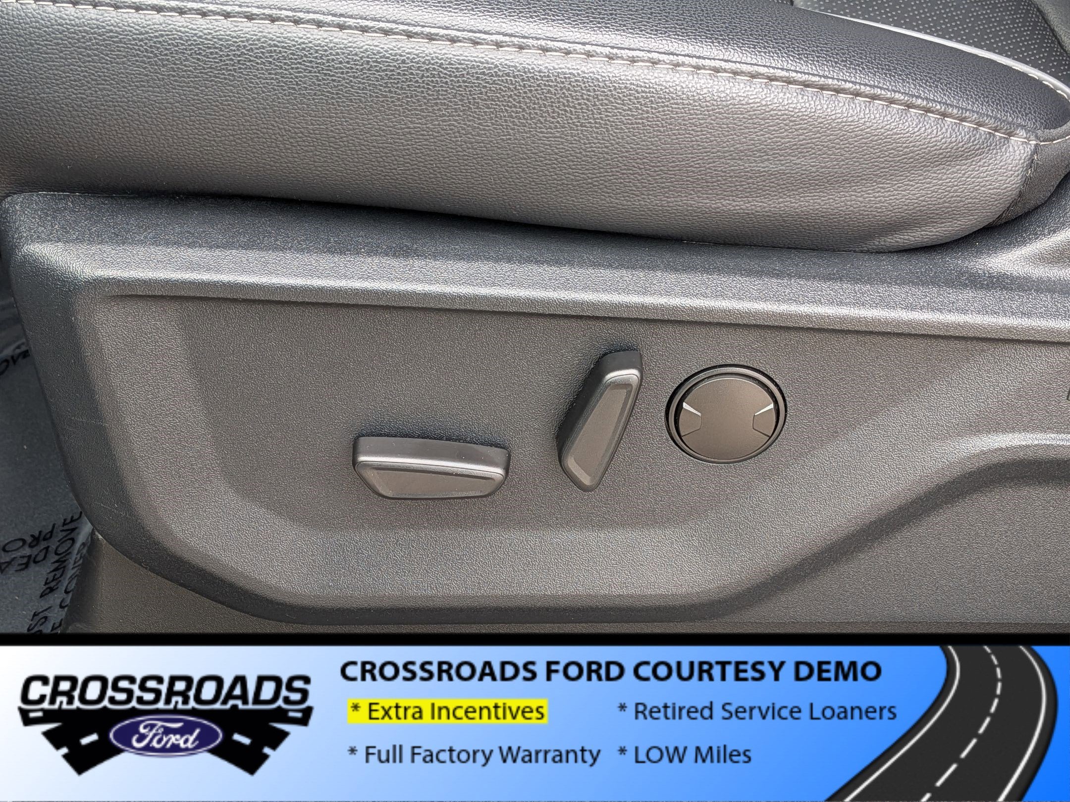 2025 Ford F-150 LARIAT - Crossroads Courtesy Demo
