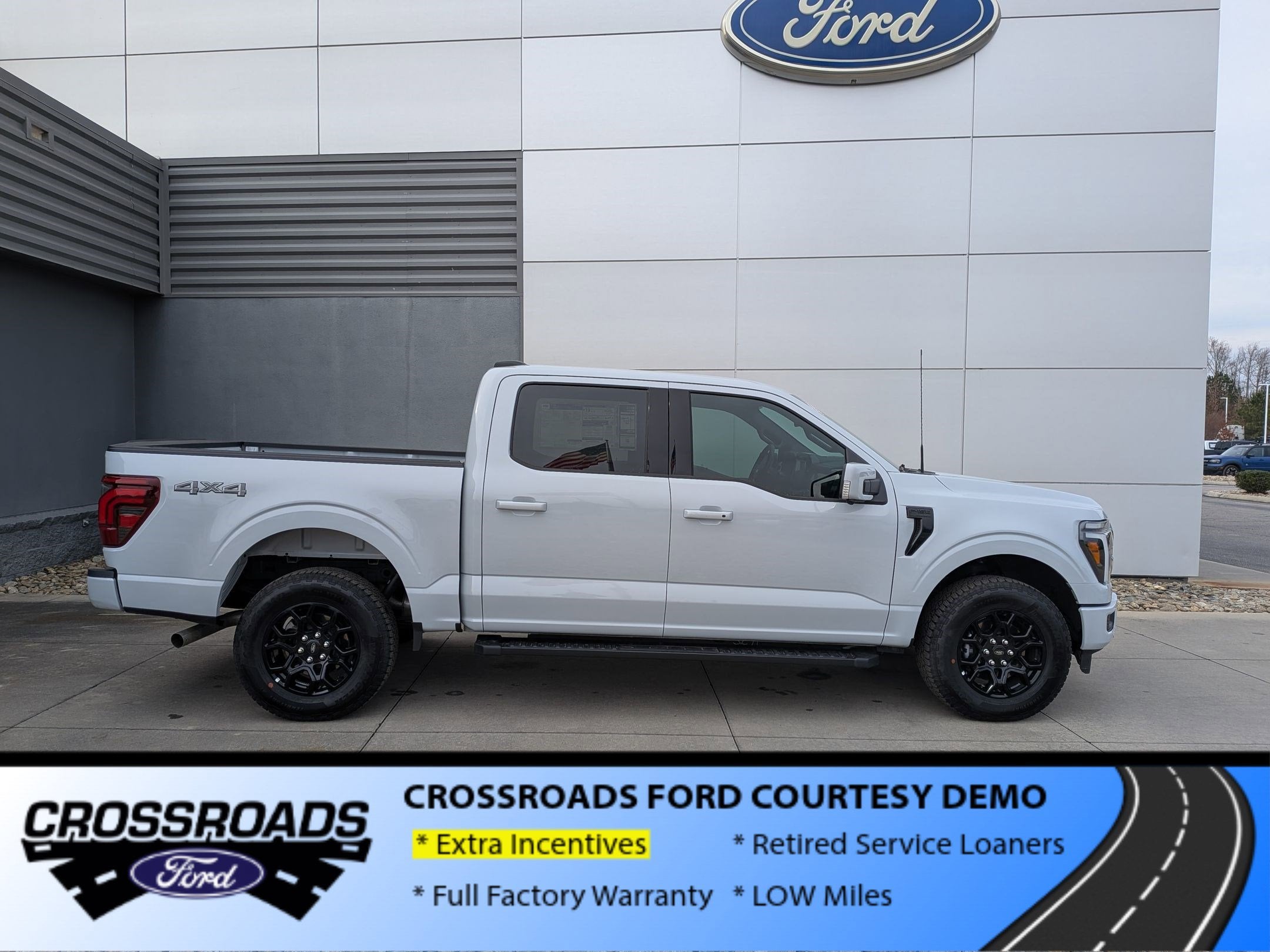 2025 Ford F-150 LARIAT - Crossroads Courtesy Demo