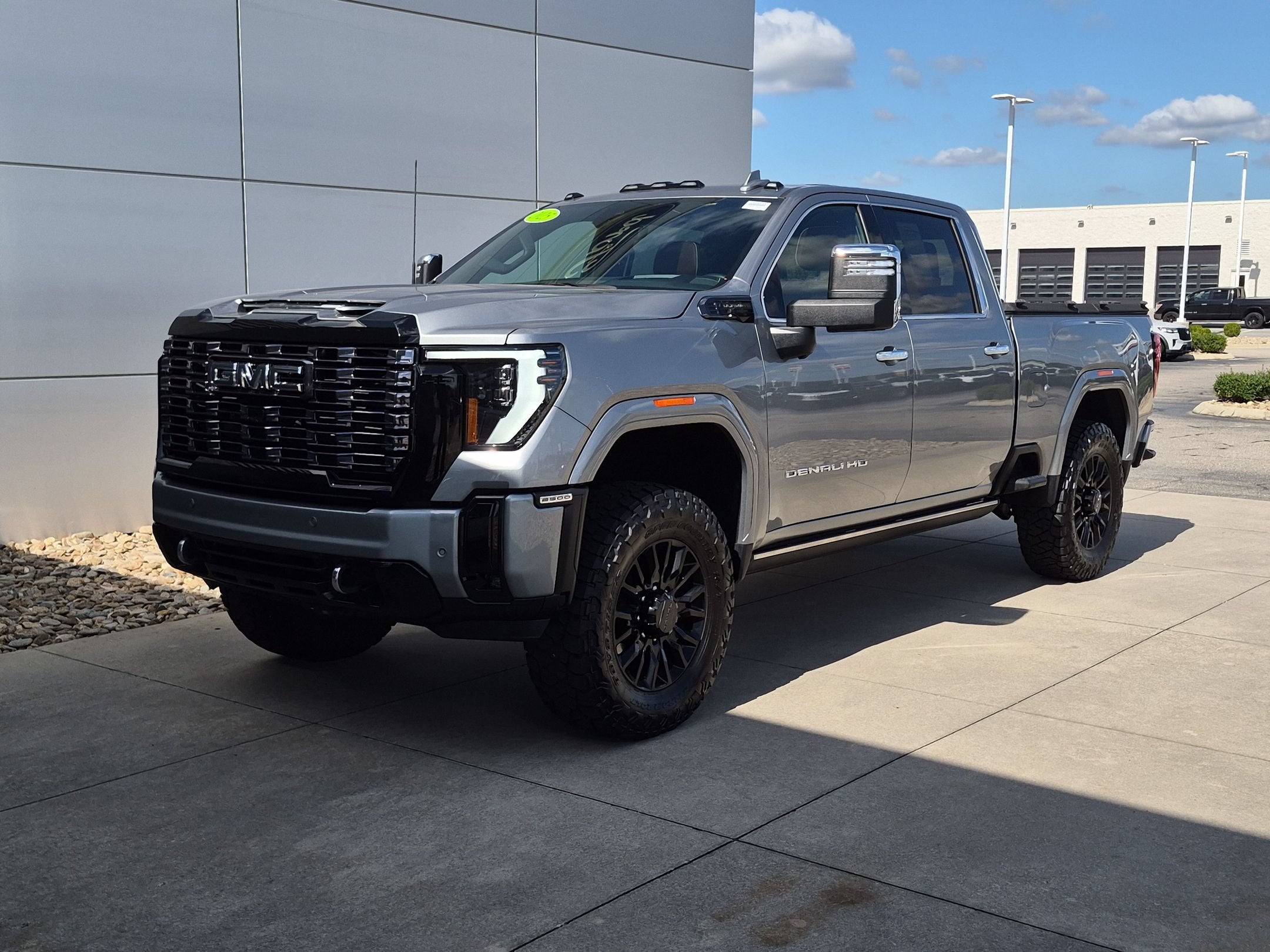 2025 GMC Sierra 2500HD Denali Ultimate