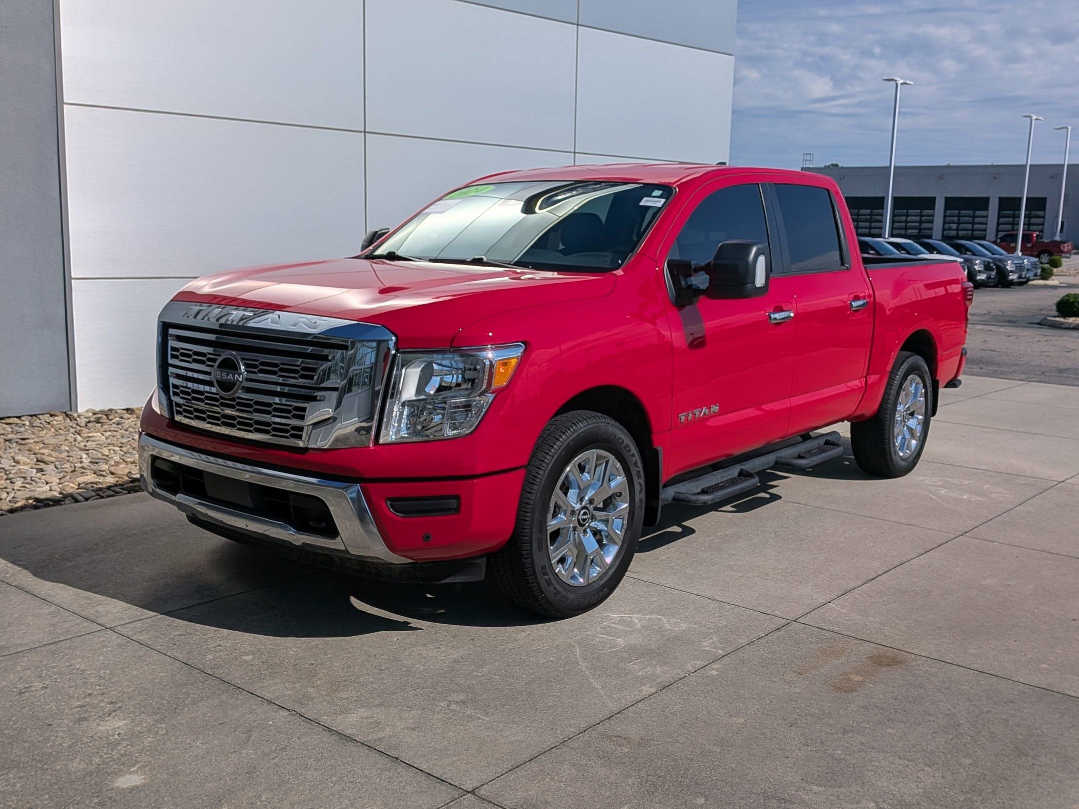2024 Nissan Titan SV