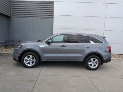 2022 Kia Sorento LX