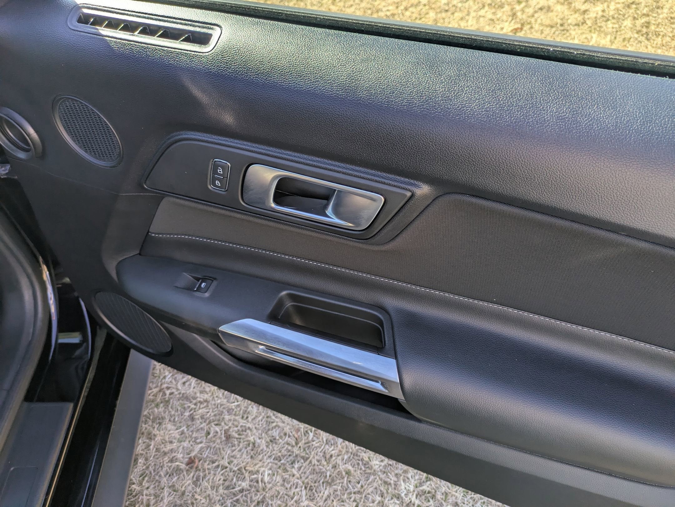 2022 Ford Mustang Mach 1