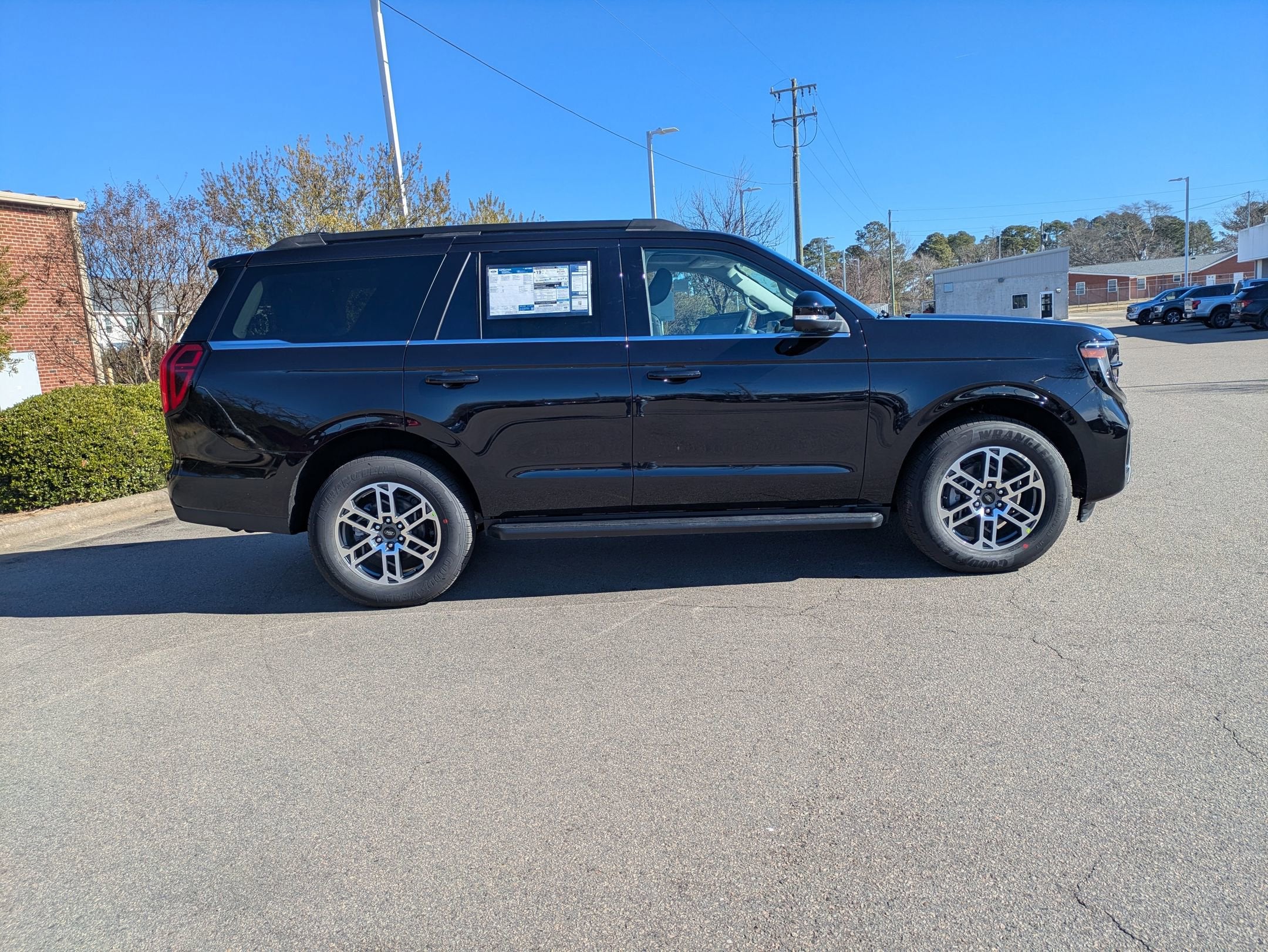 2026 Ford Expedition Active