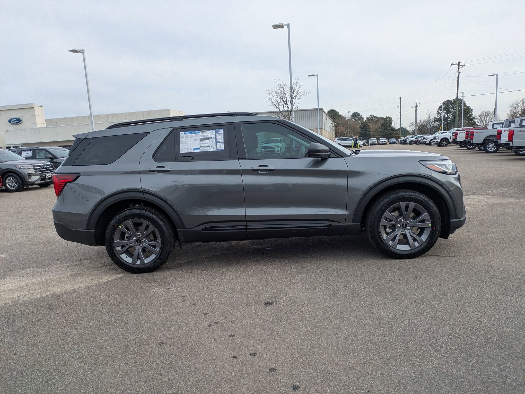 2026 Ford Explorer Active w/200A Pkg