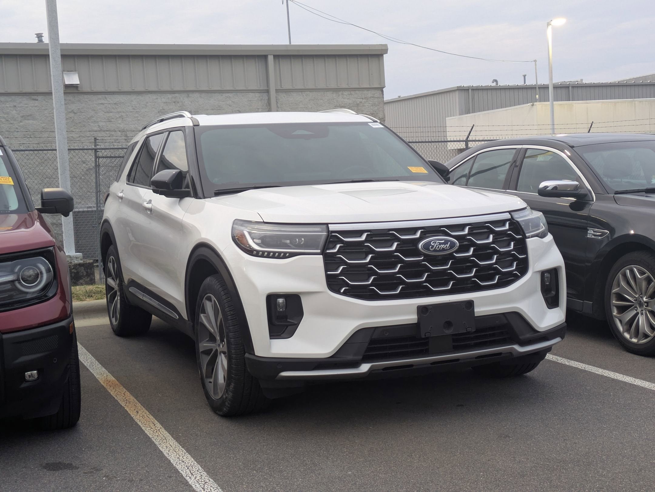 2025 Ford Explorer Platinum