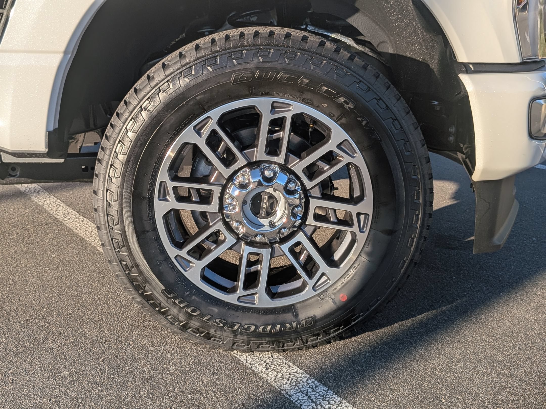 2027 Ford Super Duty F-250 SRW Platinum