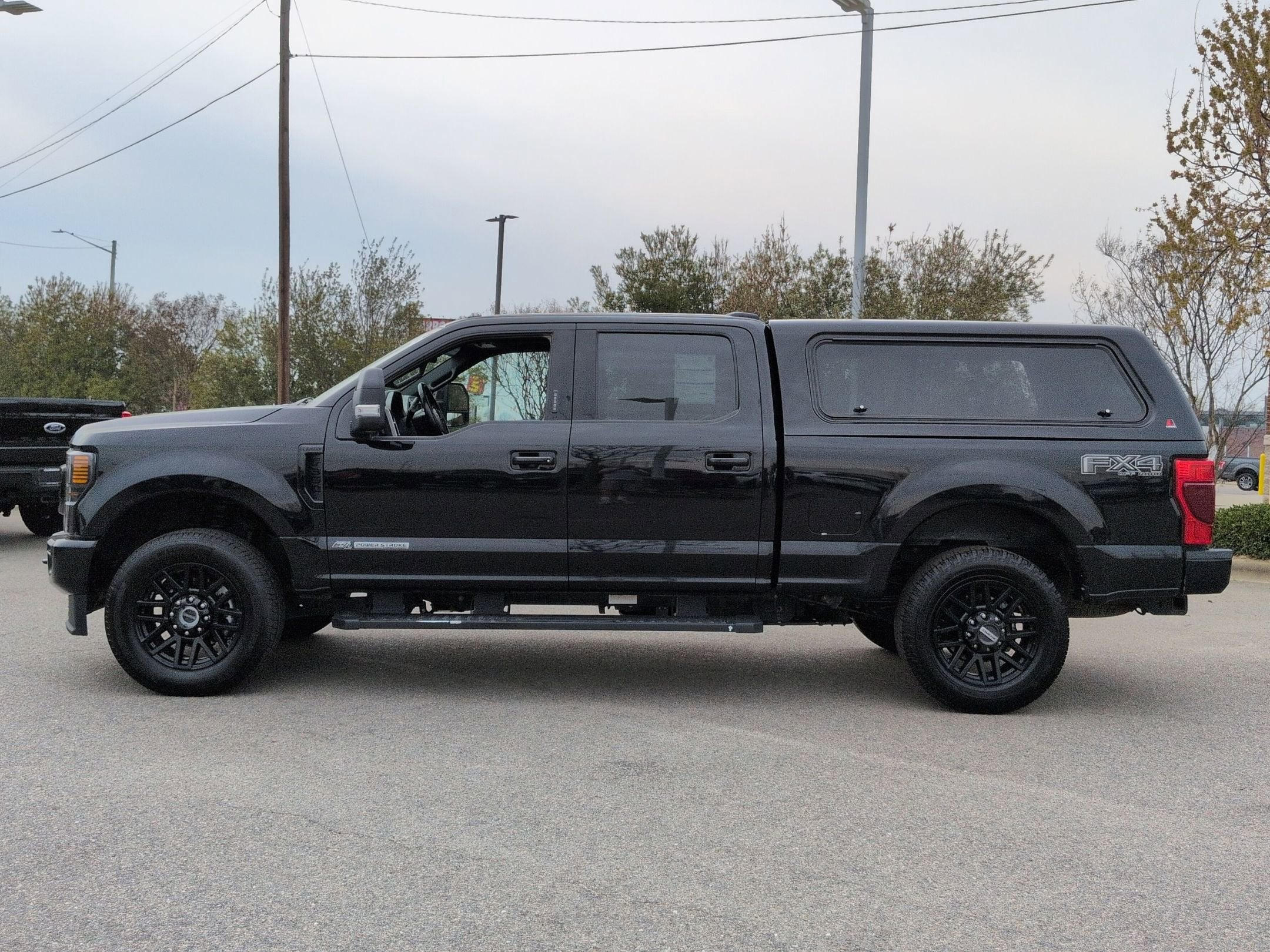 2022 Ford Super Duty F-350 SRW LARIAT