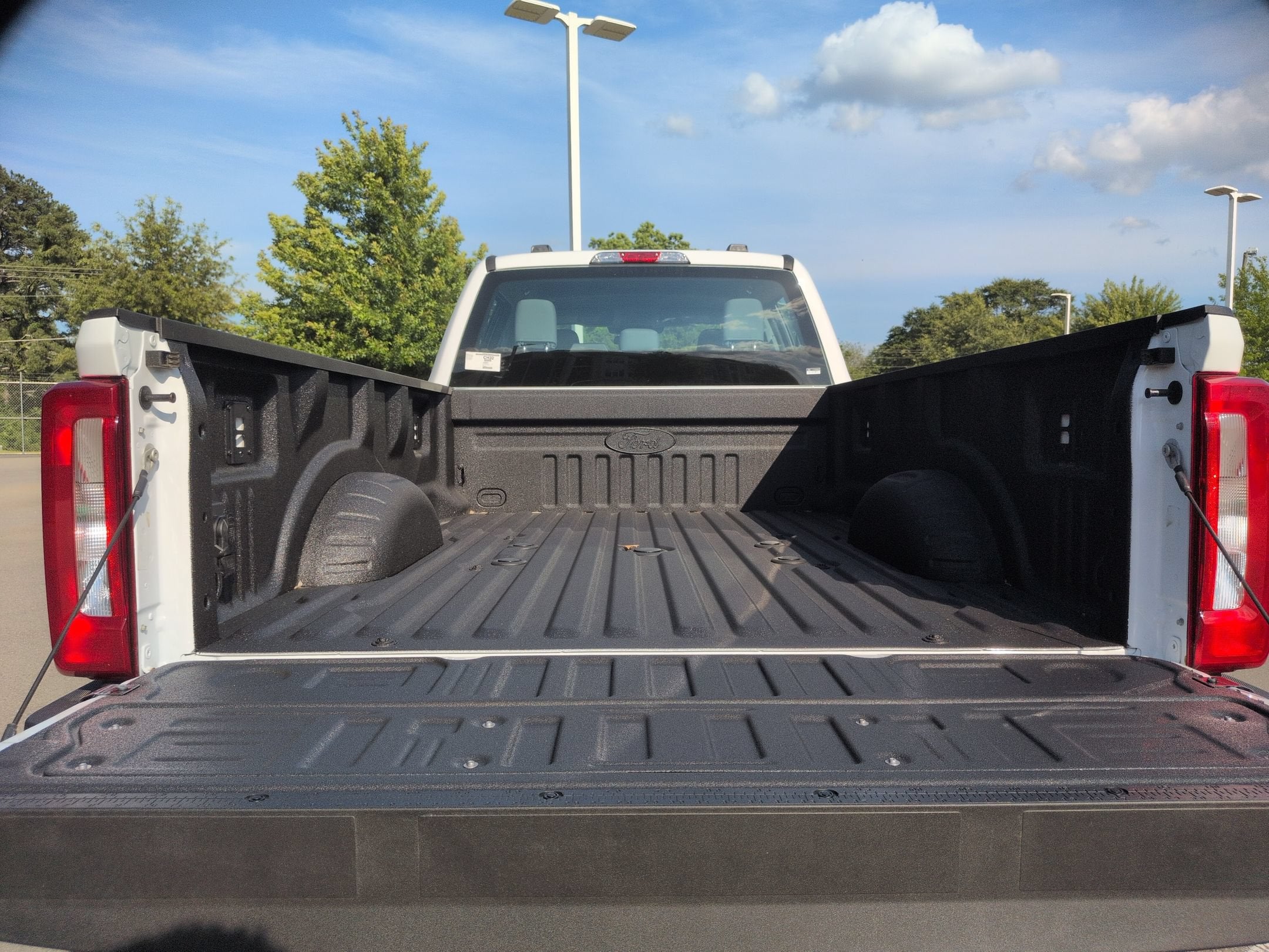 2026 Ford Super Duty F-350 DRW XL