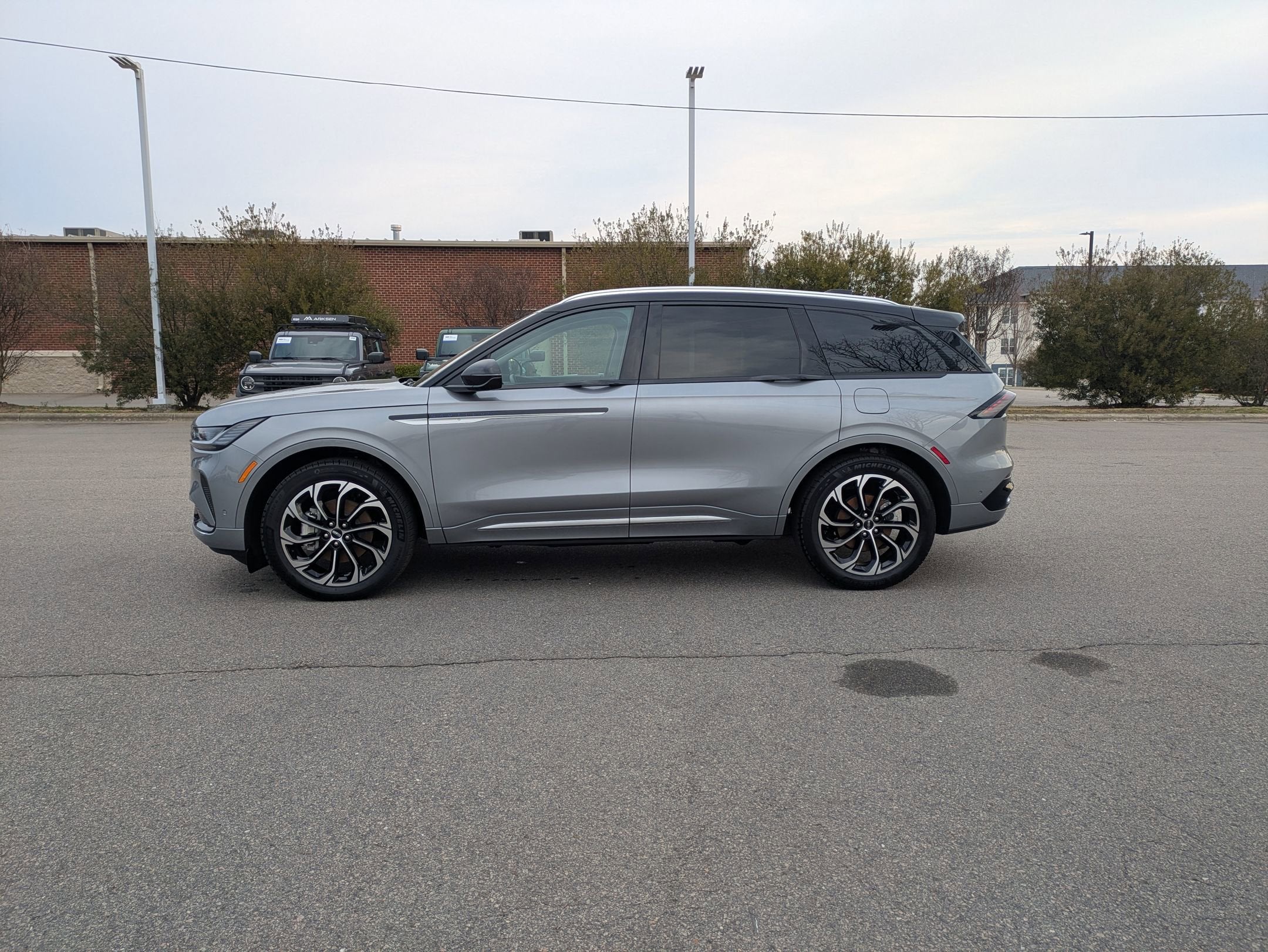 2024 Lincoln Nautilus Reserve