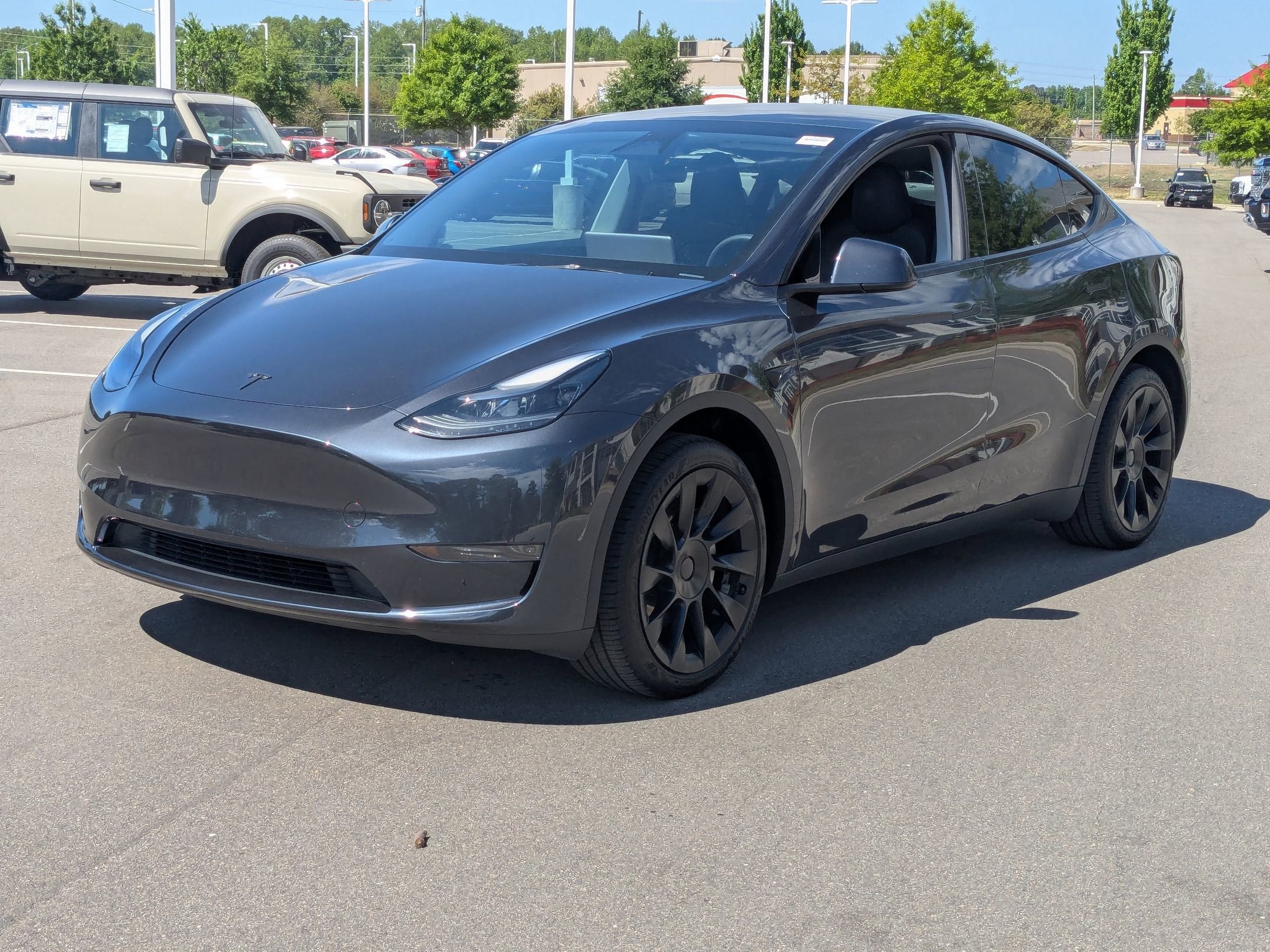2024 Tesla Model Y Base