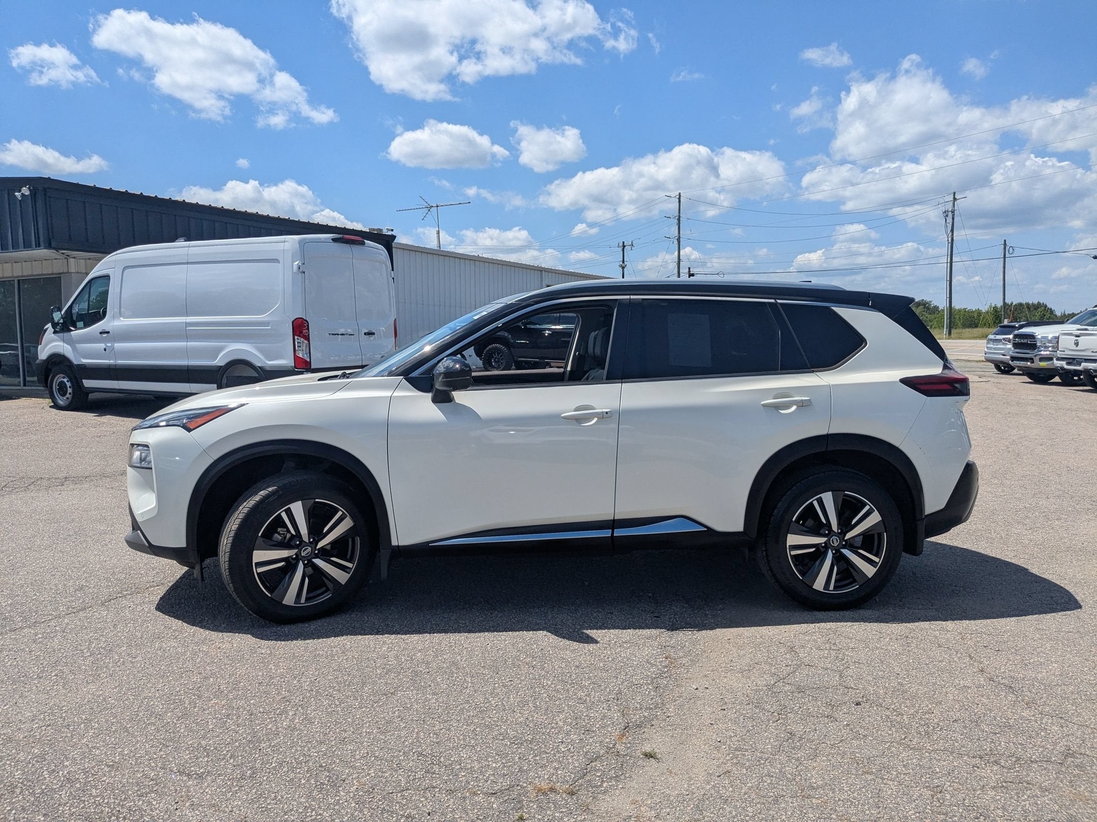 2021 Nissan Rogue SL