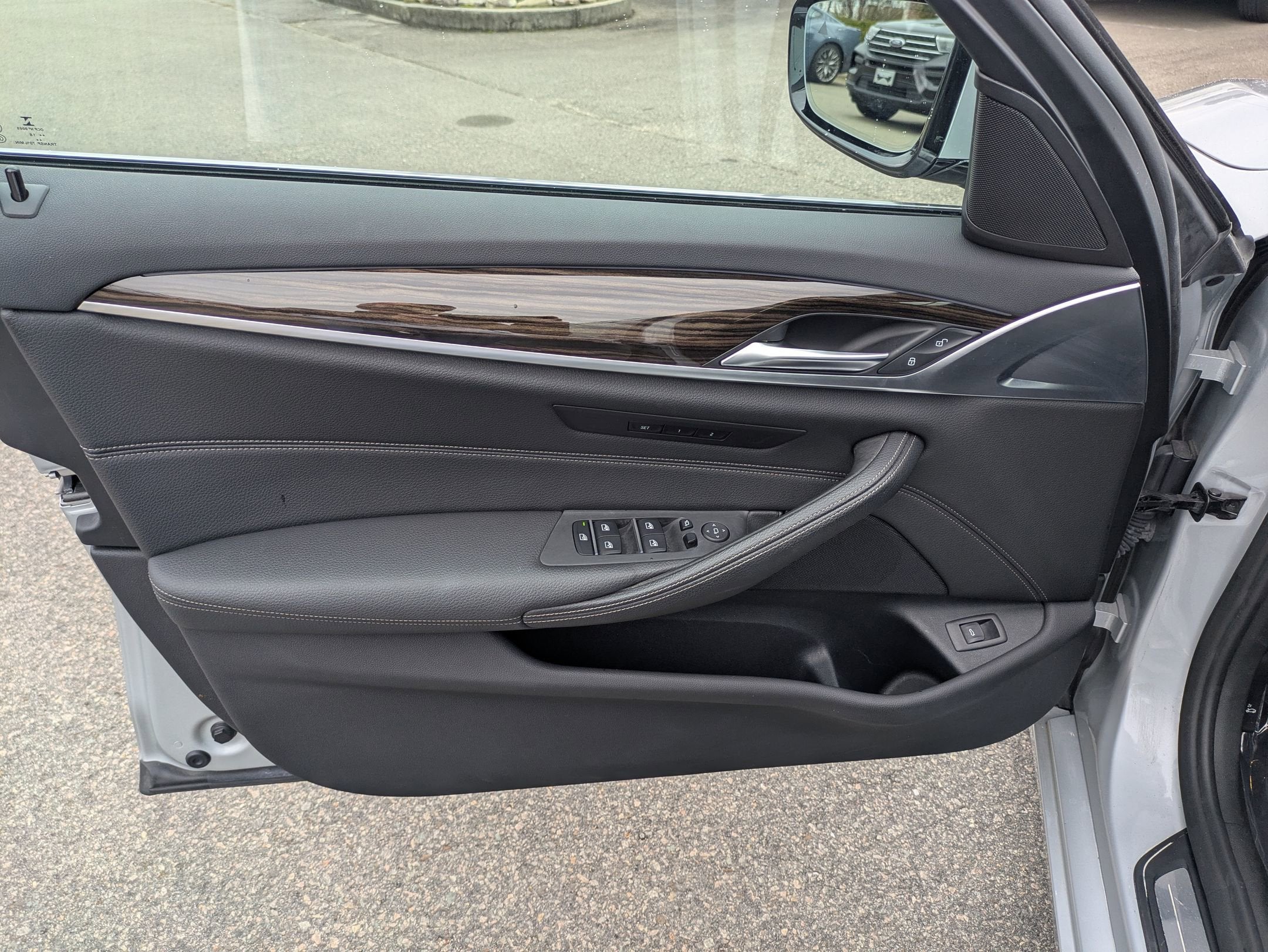 2019 BMW 5 Series 530i