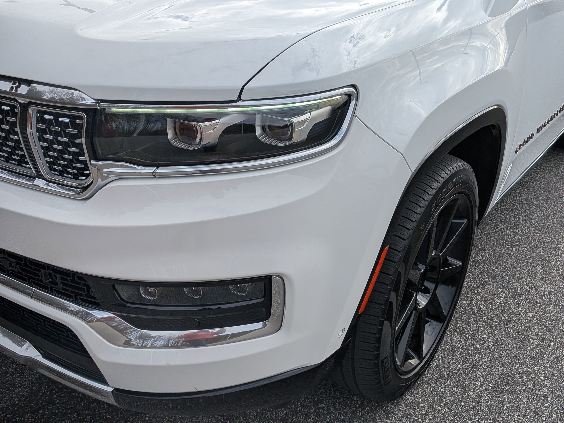 2023 Jeep Grand Wagoneer Series III