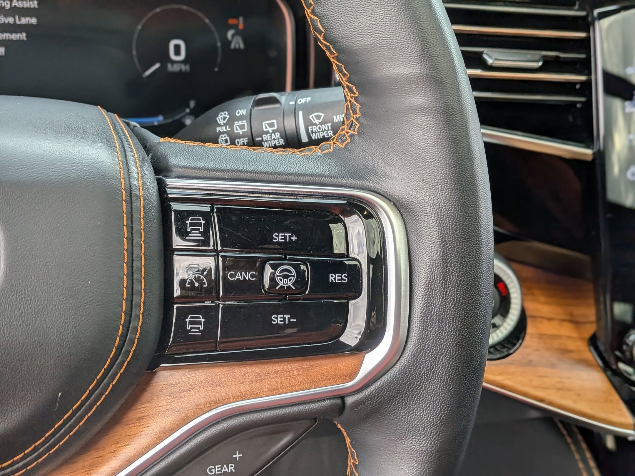 2023 Jeep Grand Wagoneer Series III