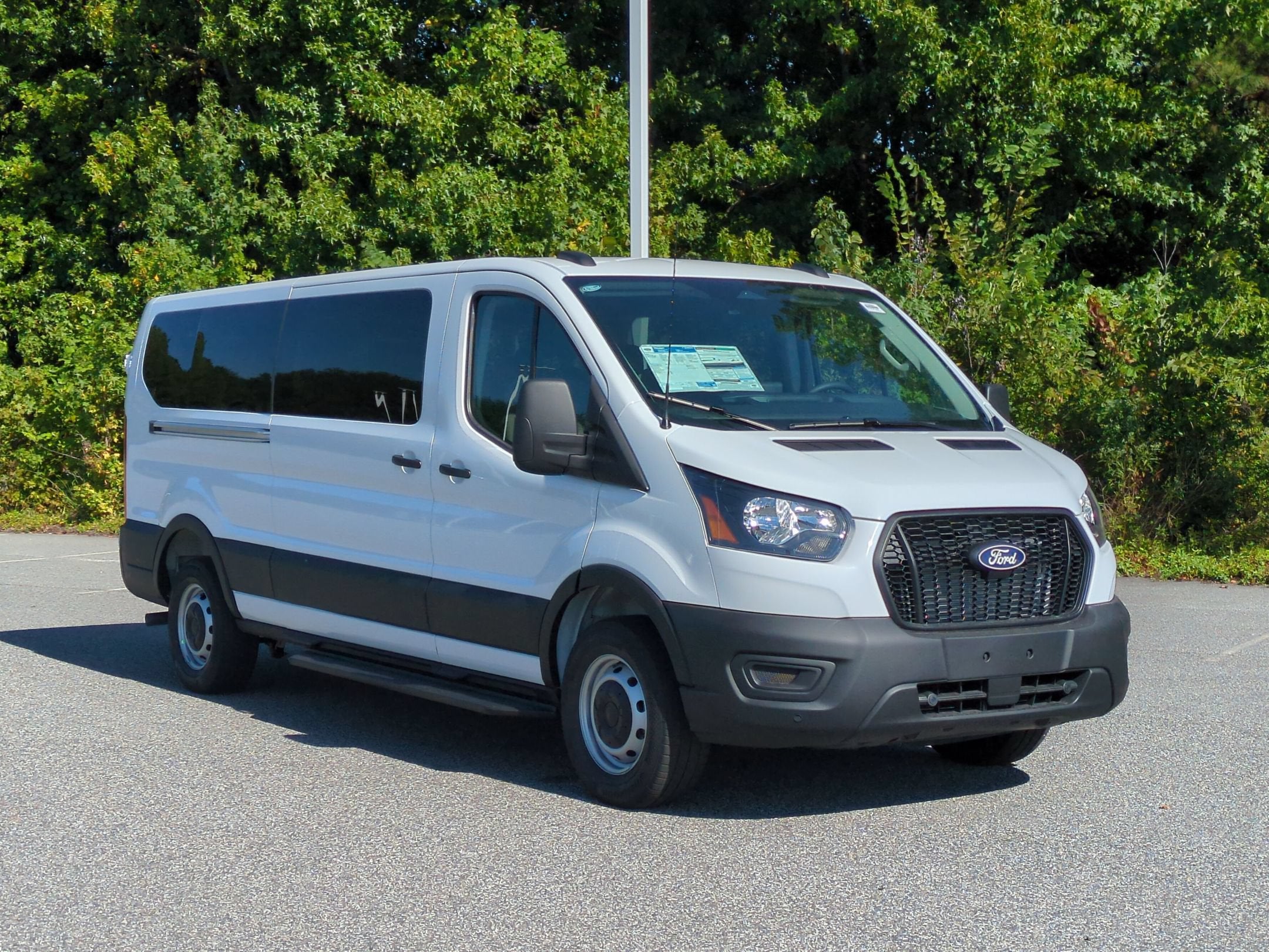 2027 Ford Transit Passenger Wagon XL