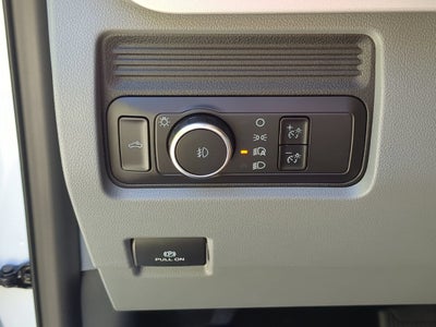 2027 Ford Super Duty F-450 DRW XL
