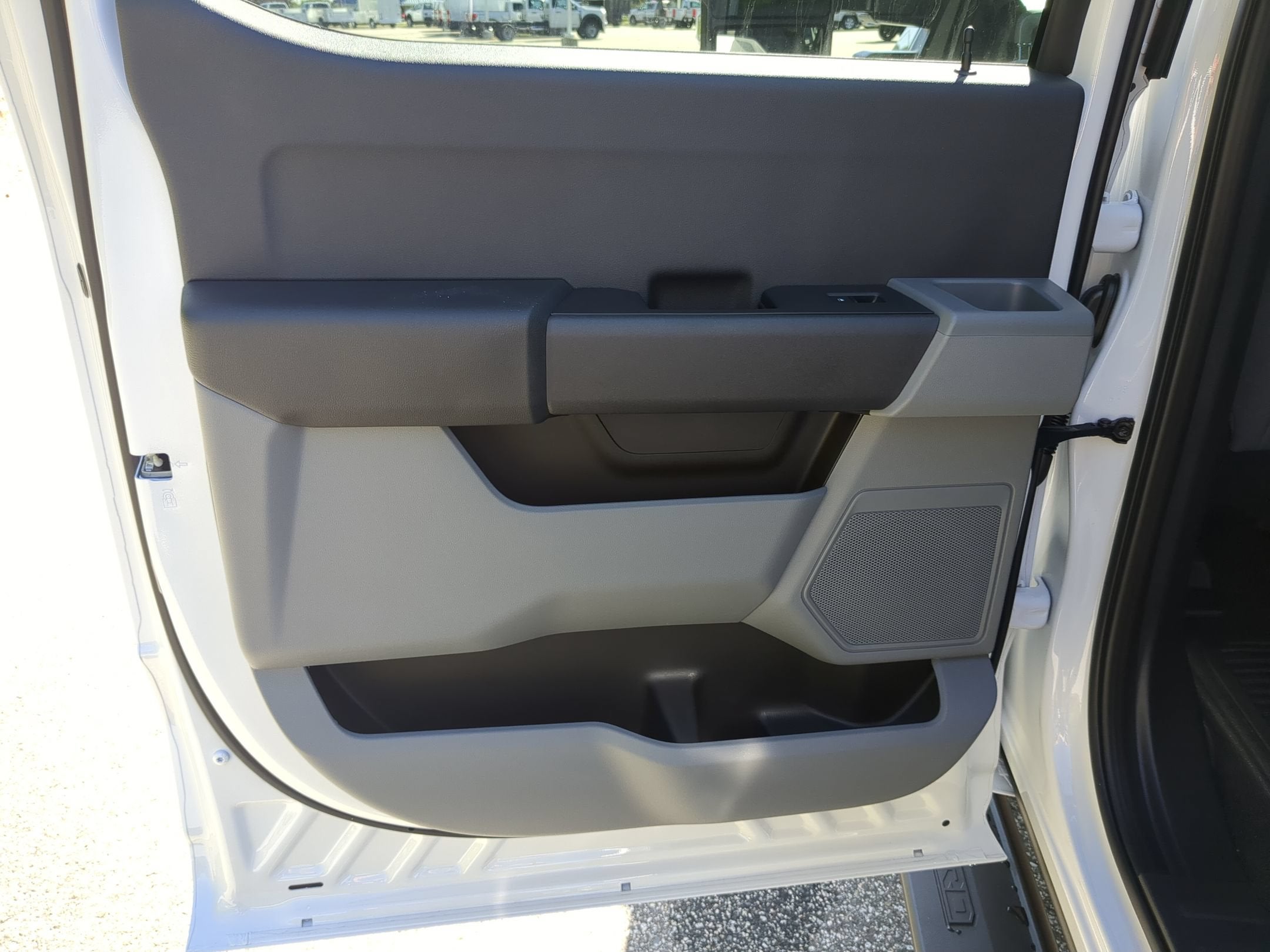 2027 Ford Super Duty F-450 DRW XL