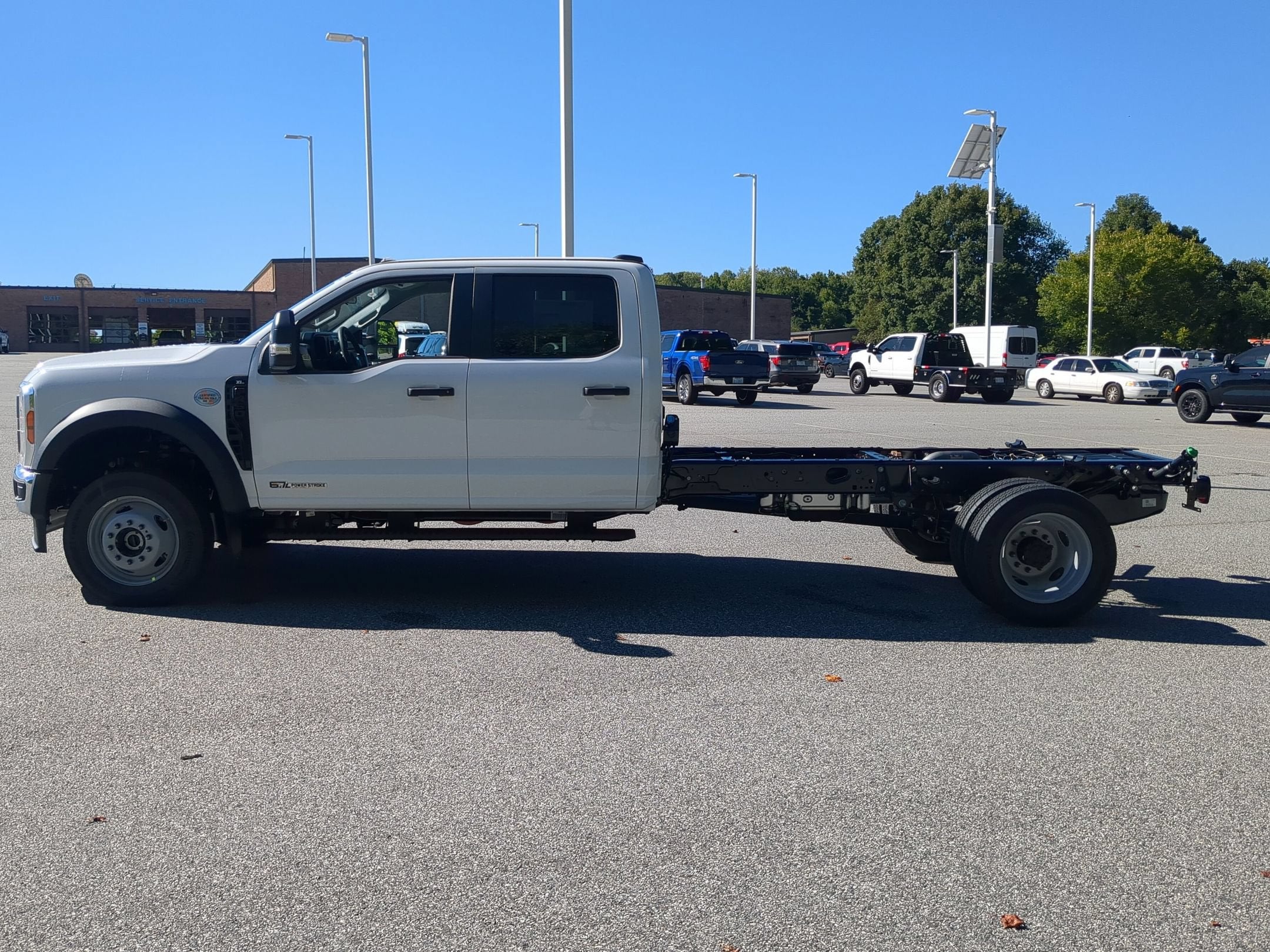 2027 Ford Super Duty F-450 DRW XL