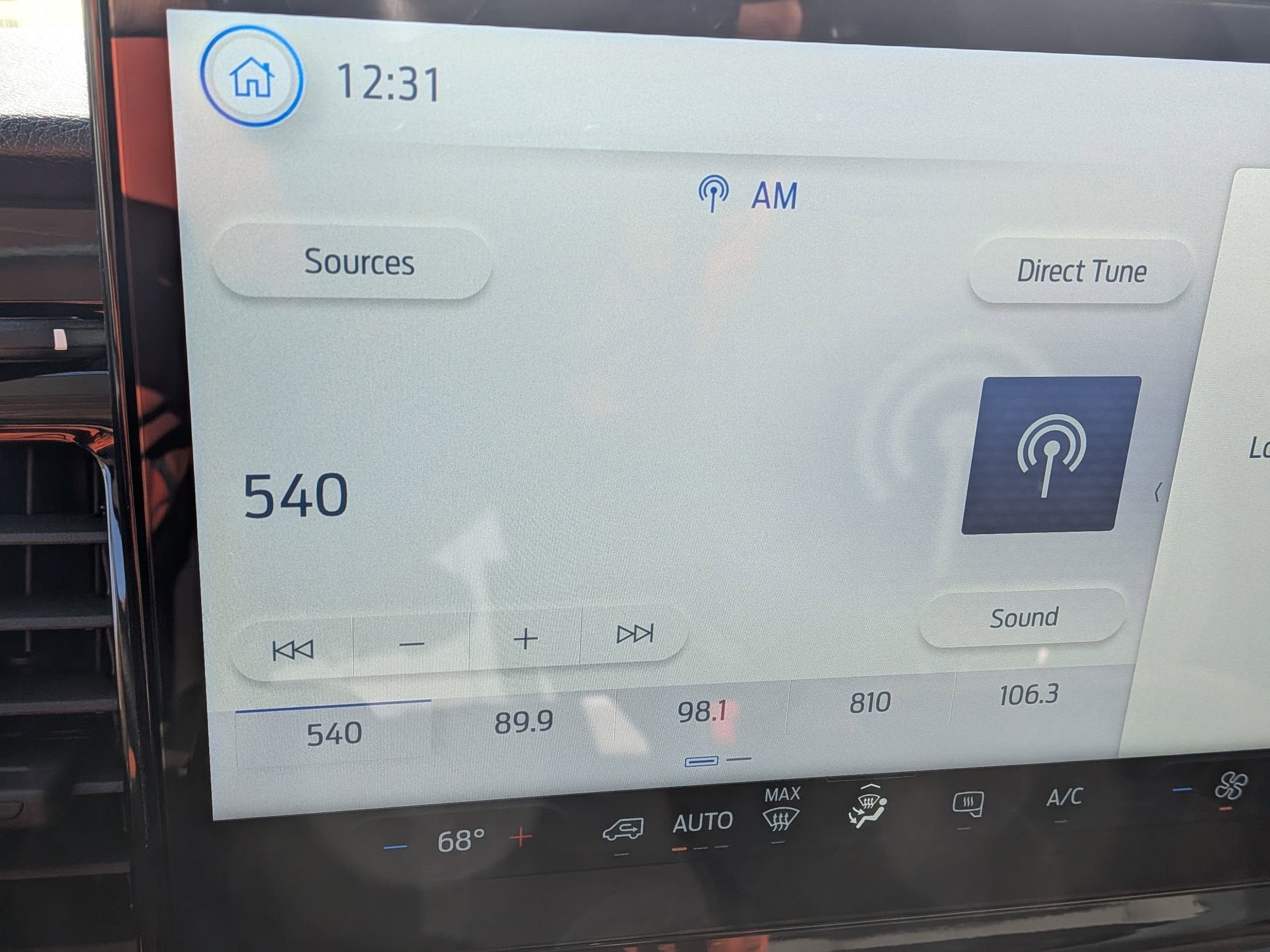 2025 Ford Transit Cutaway Base