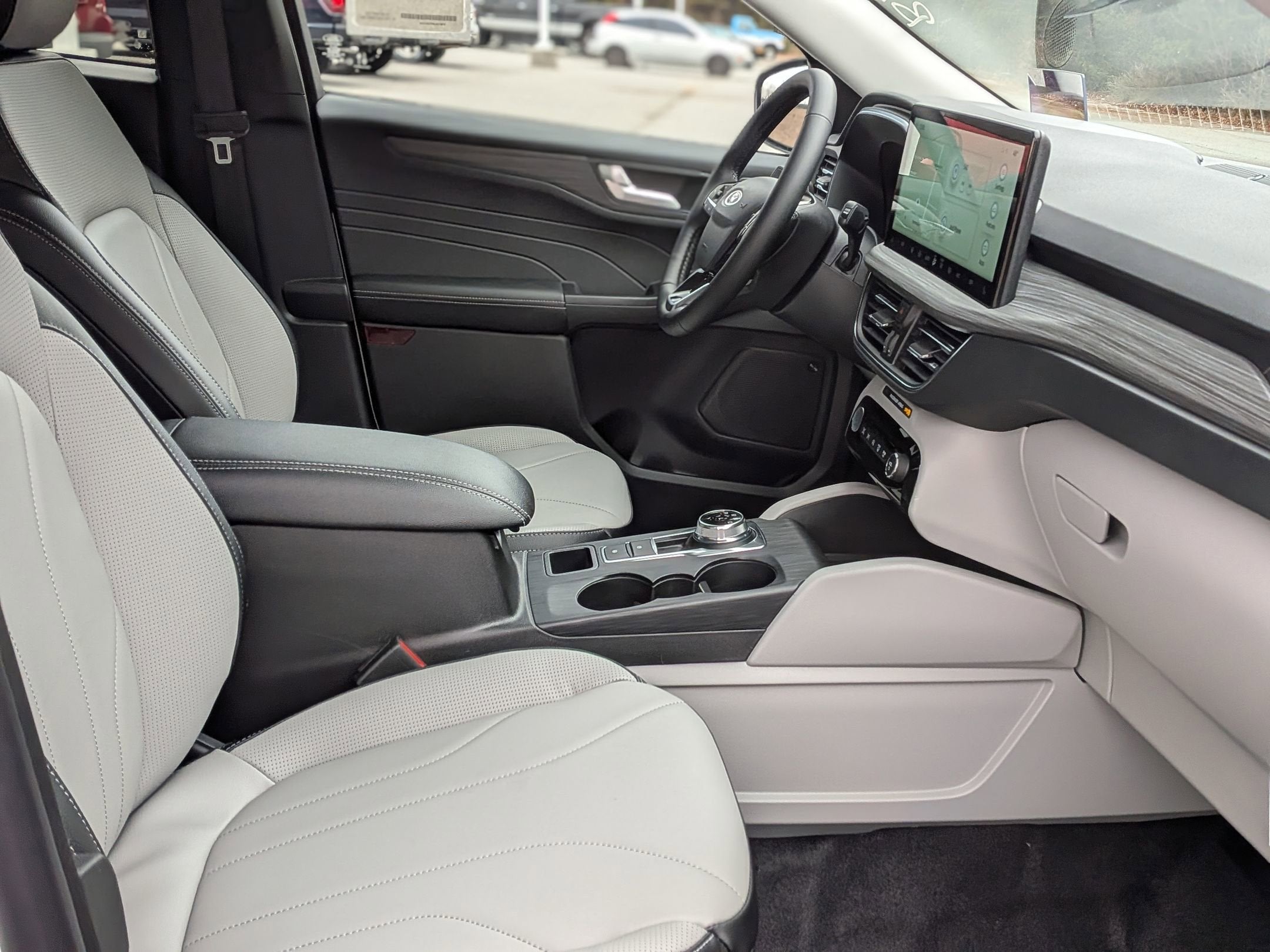 2026 Ford Escape Platinum