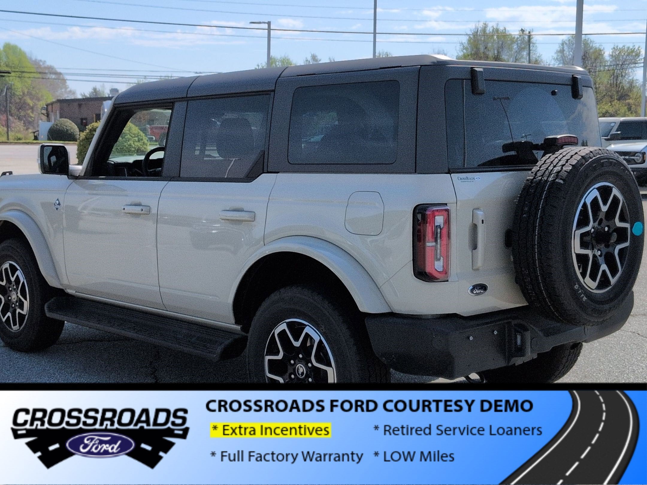 2025 Ford Bronco Outer Banks - Crossroads Courtesy Demo
