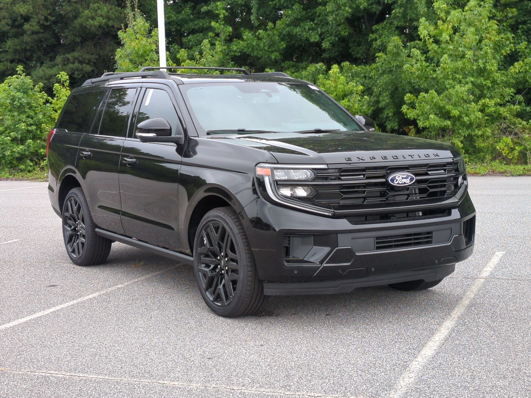 2027 Ford Expedition Platinum
