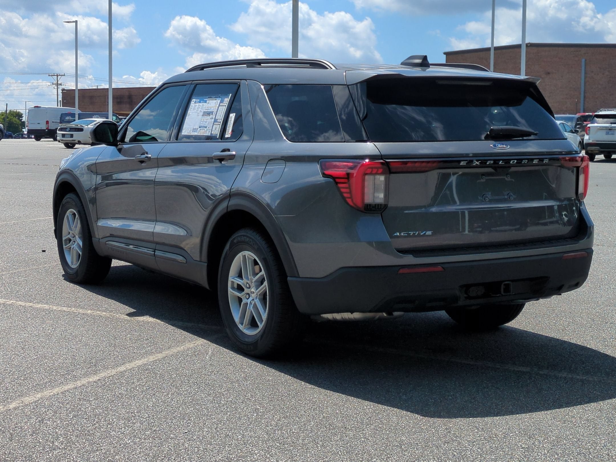 2026 Ford Explorer Active w/200A Pkg