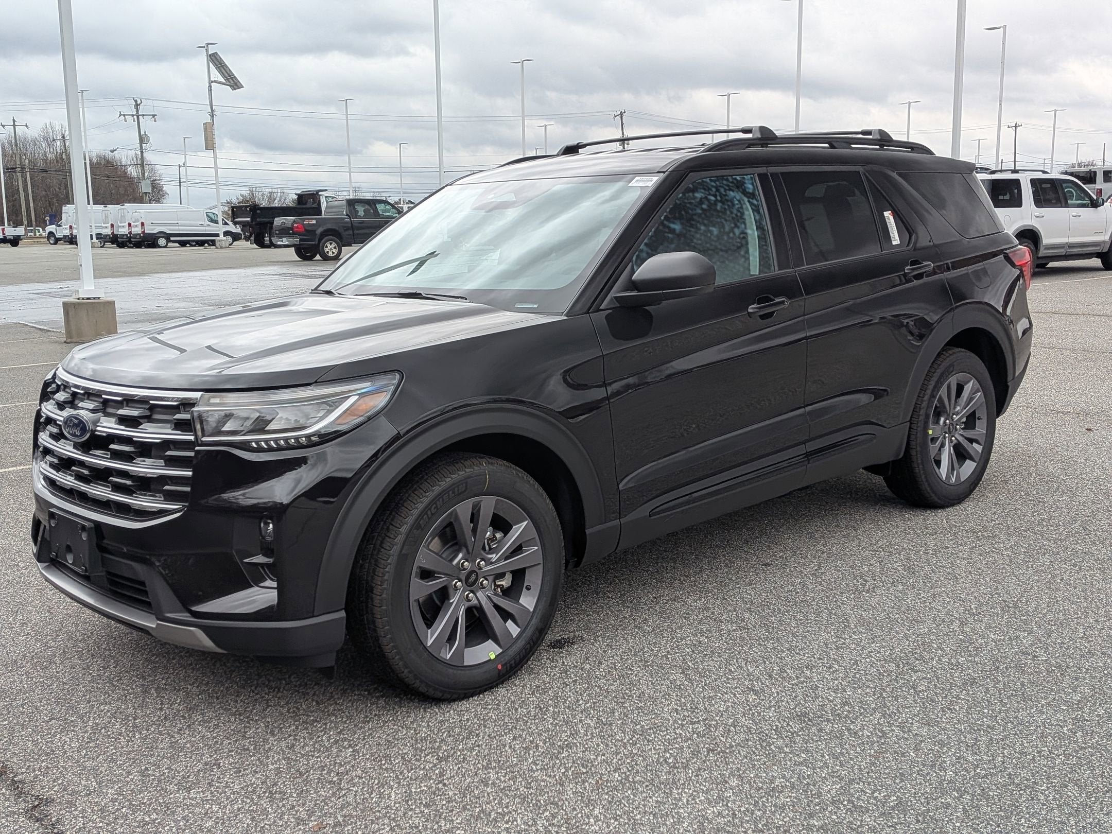 2026 Ford Explorer Active w/200A Pkg