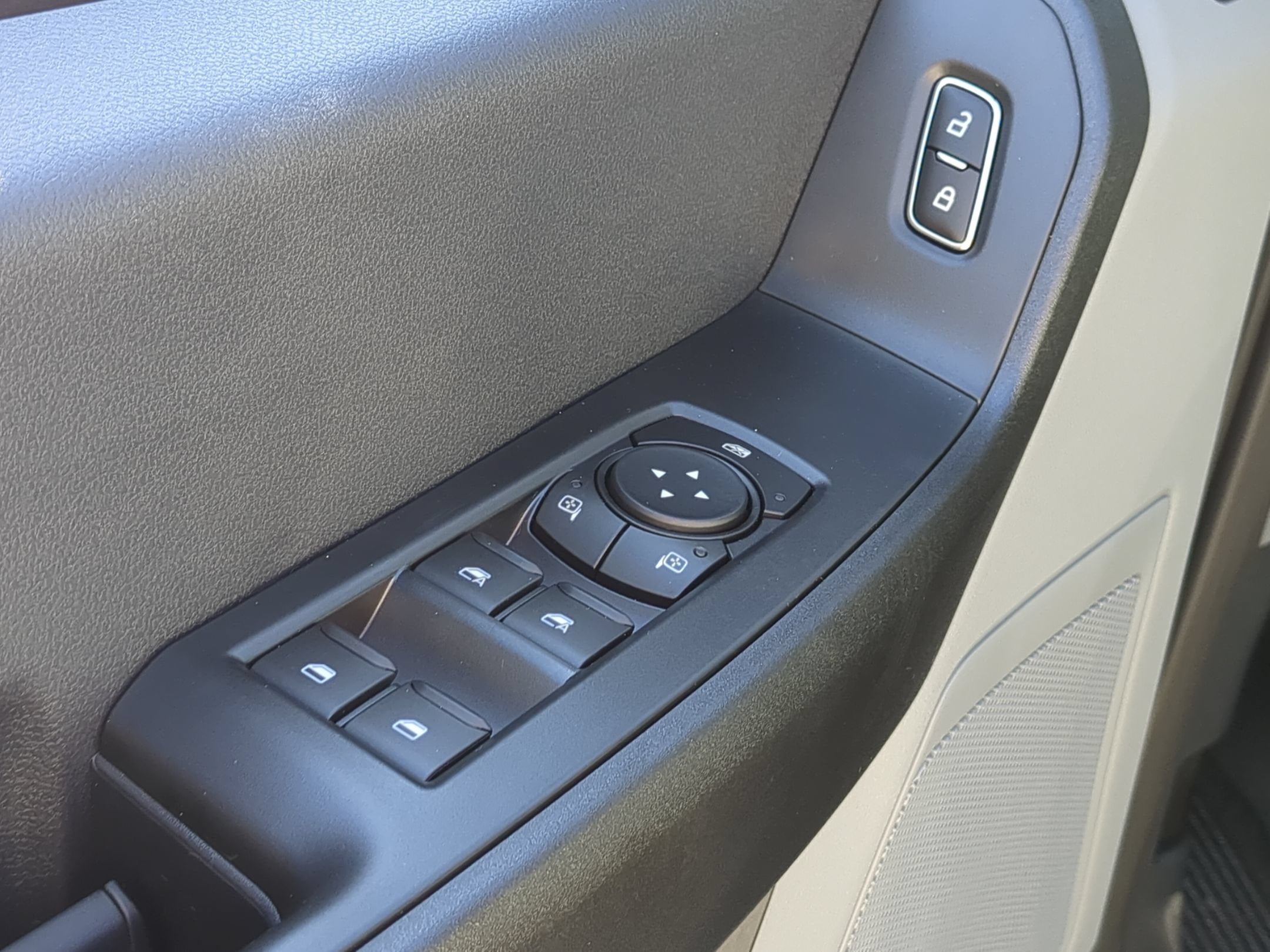 2027 Ford Super Duty F-250 SRW XL