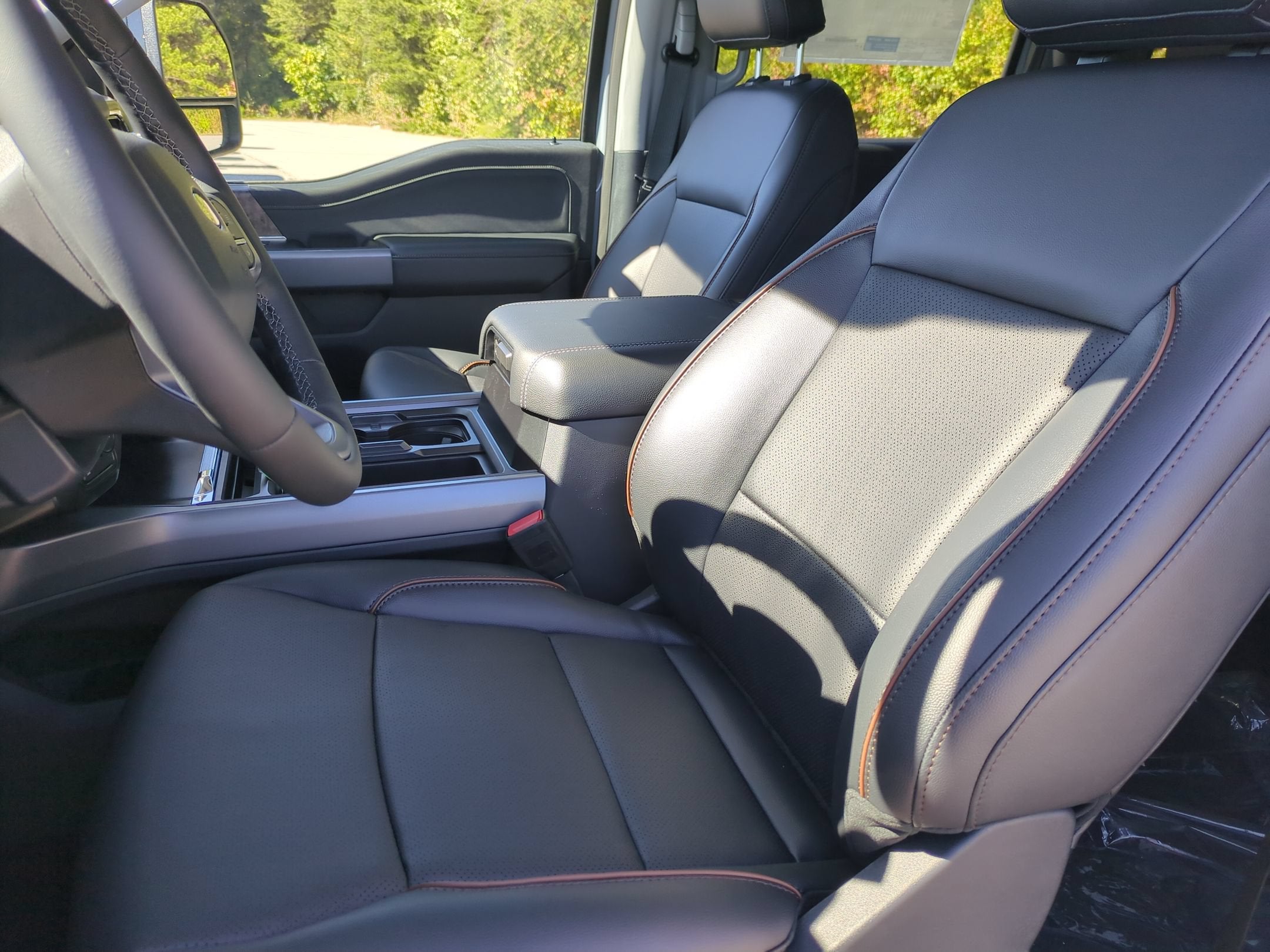 2027 Ford Super Duty F-250 SRW LARIAT