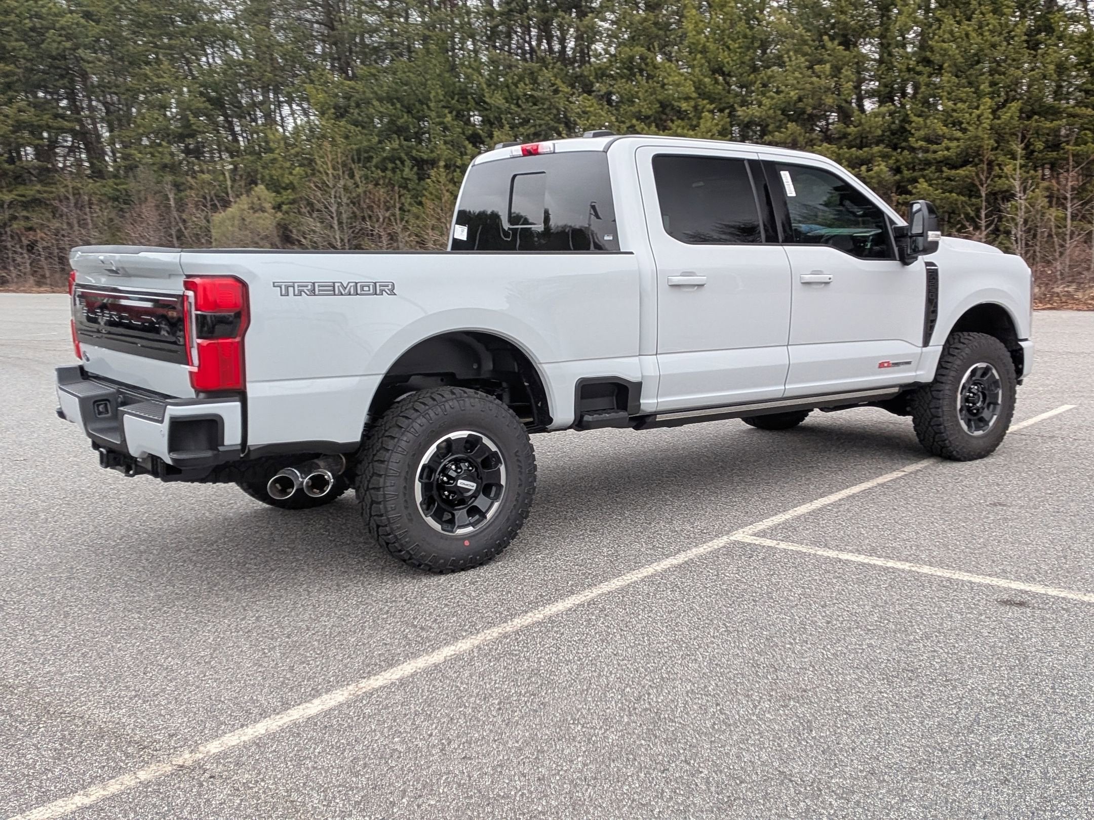 2026 Ford Super Duty F-250 SRW Platinum Tremor