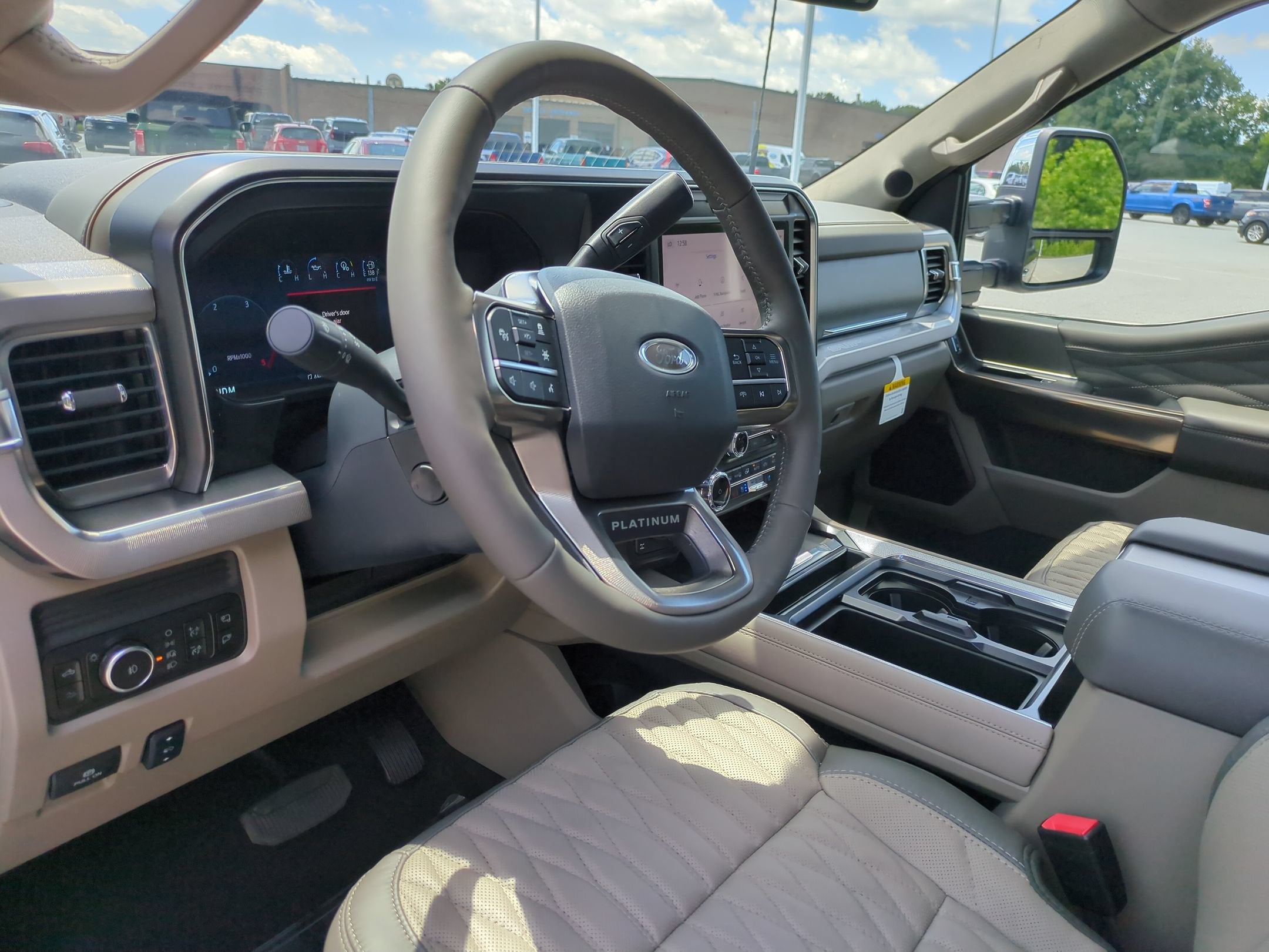 2026 Ford Super Duty F-250 SRW Platinum