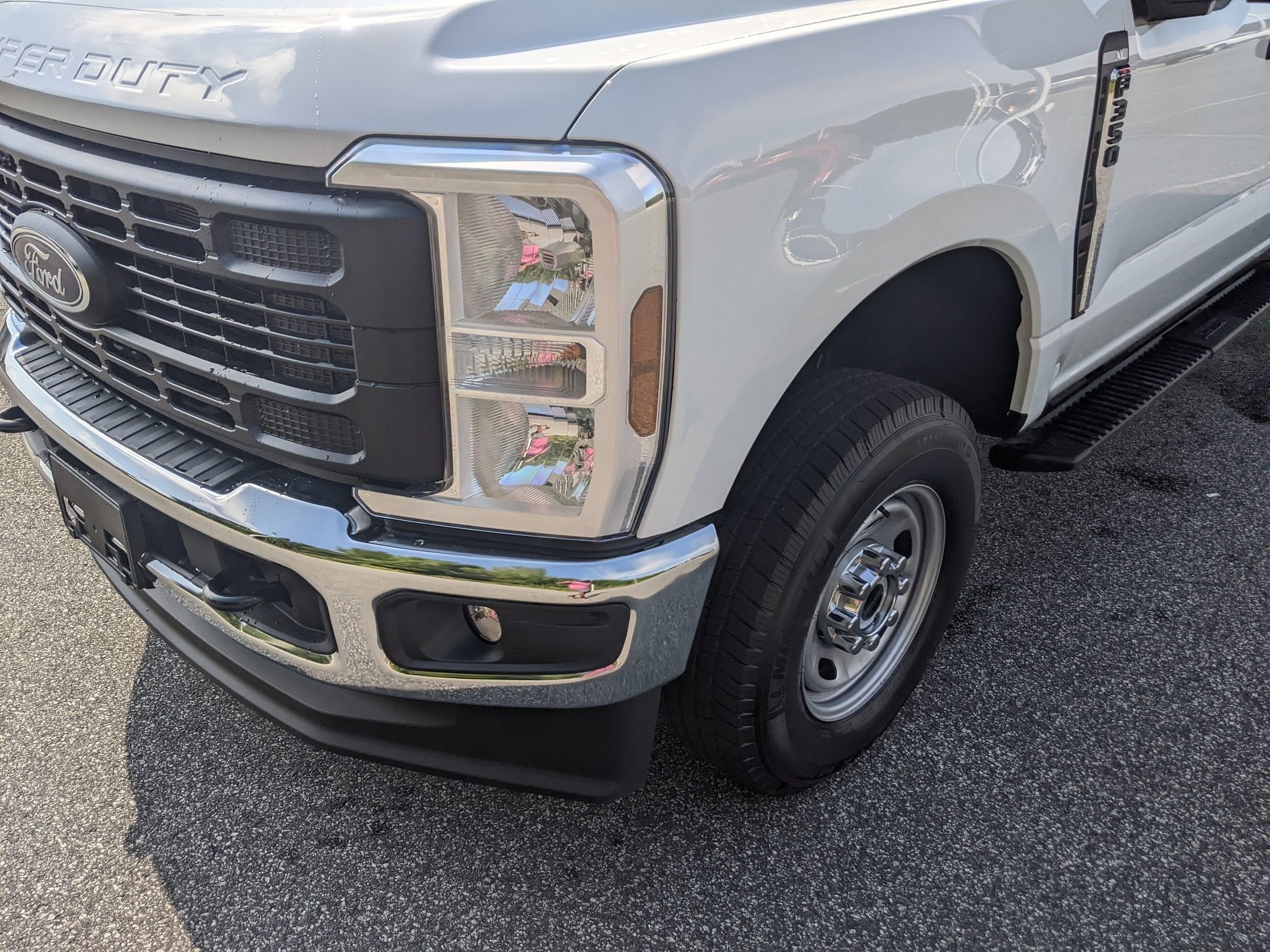 2025 Ford Super Duty F-350 SRW XL