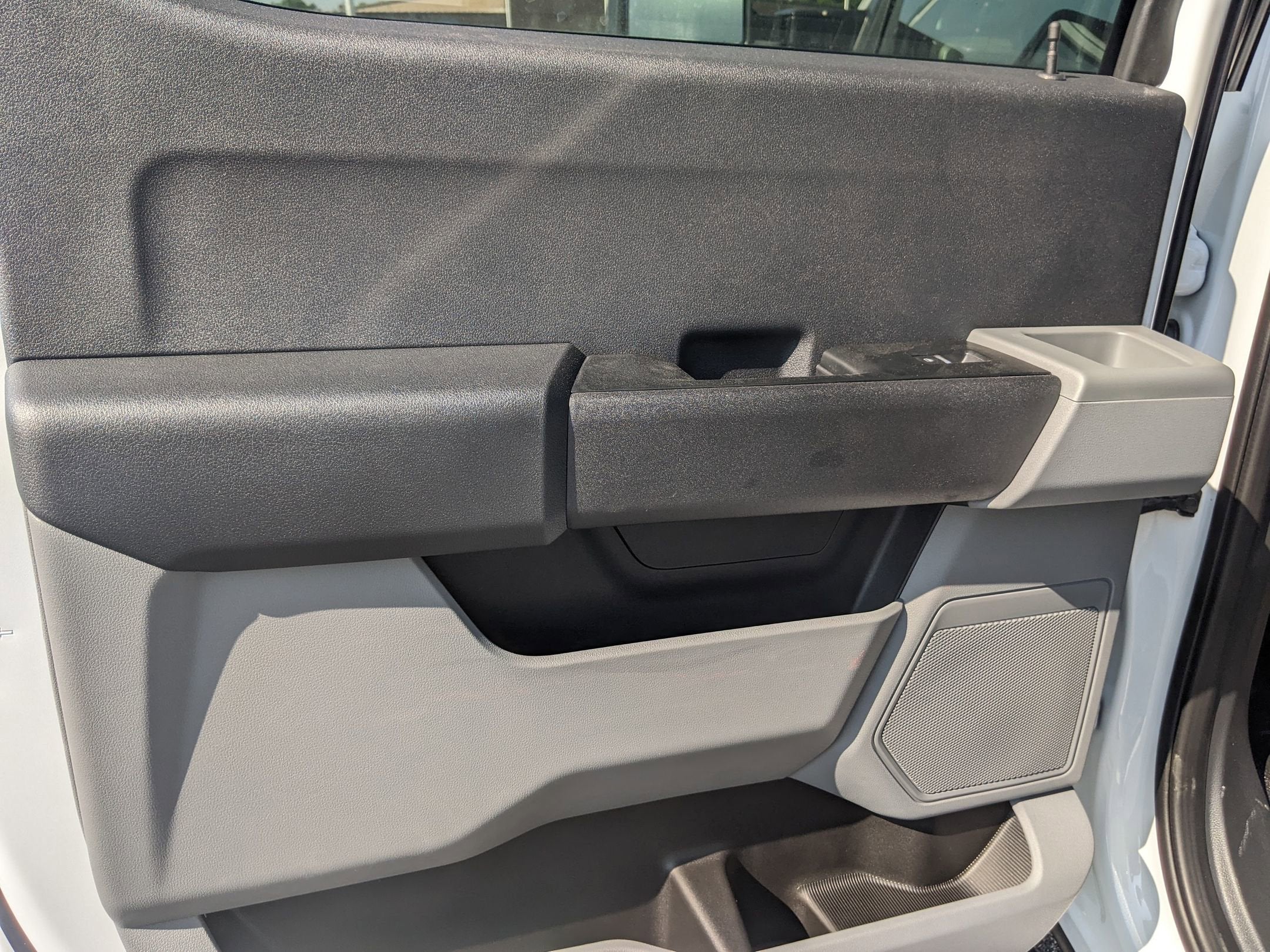 2025 Ford Super Duty F-350 SRW XL