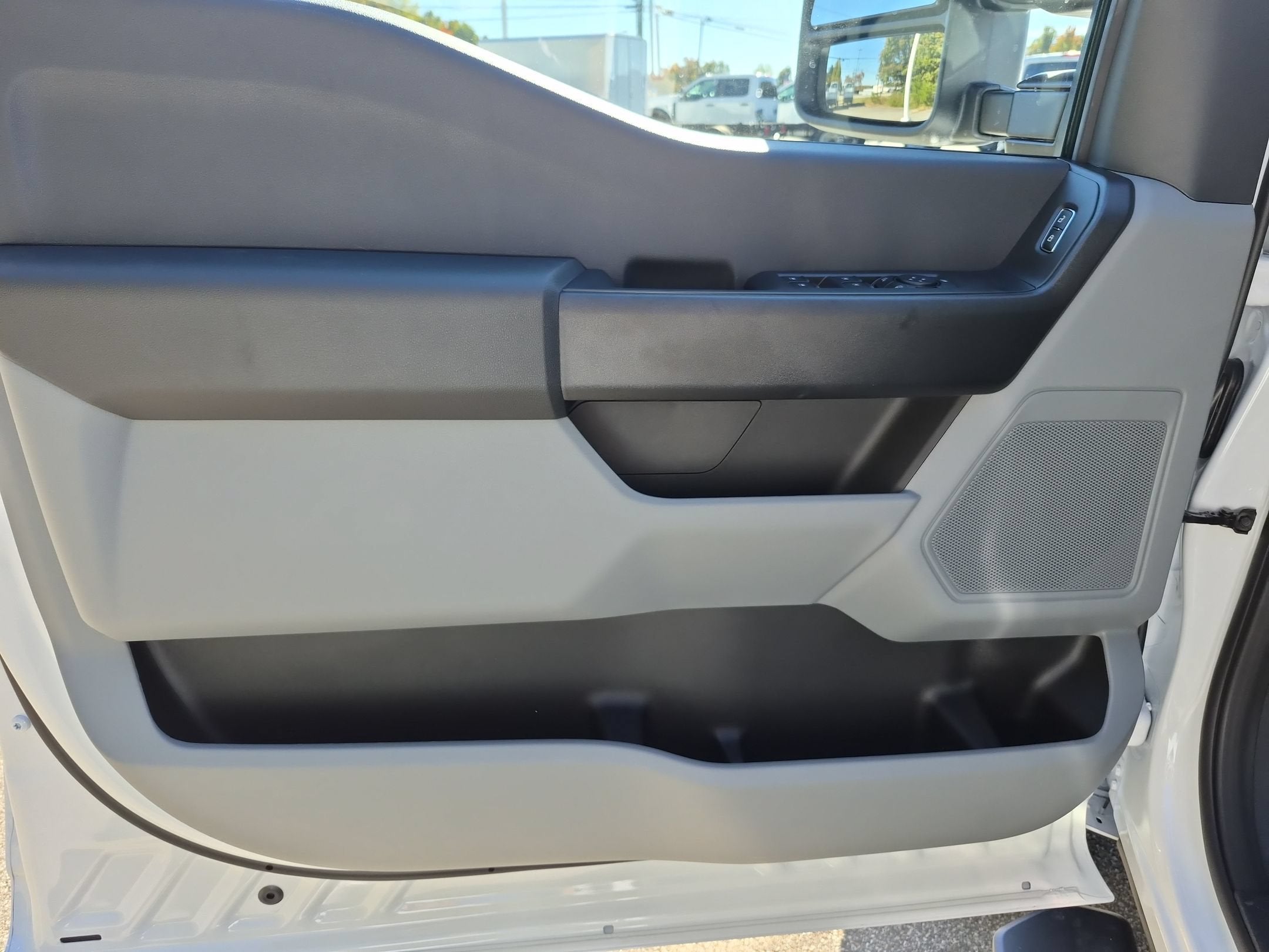 2027 Ford Super Duty F-450 DRW XL